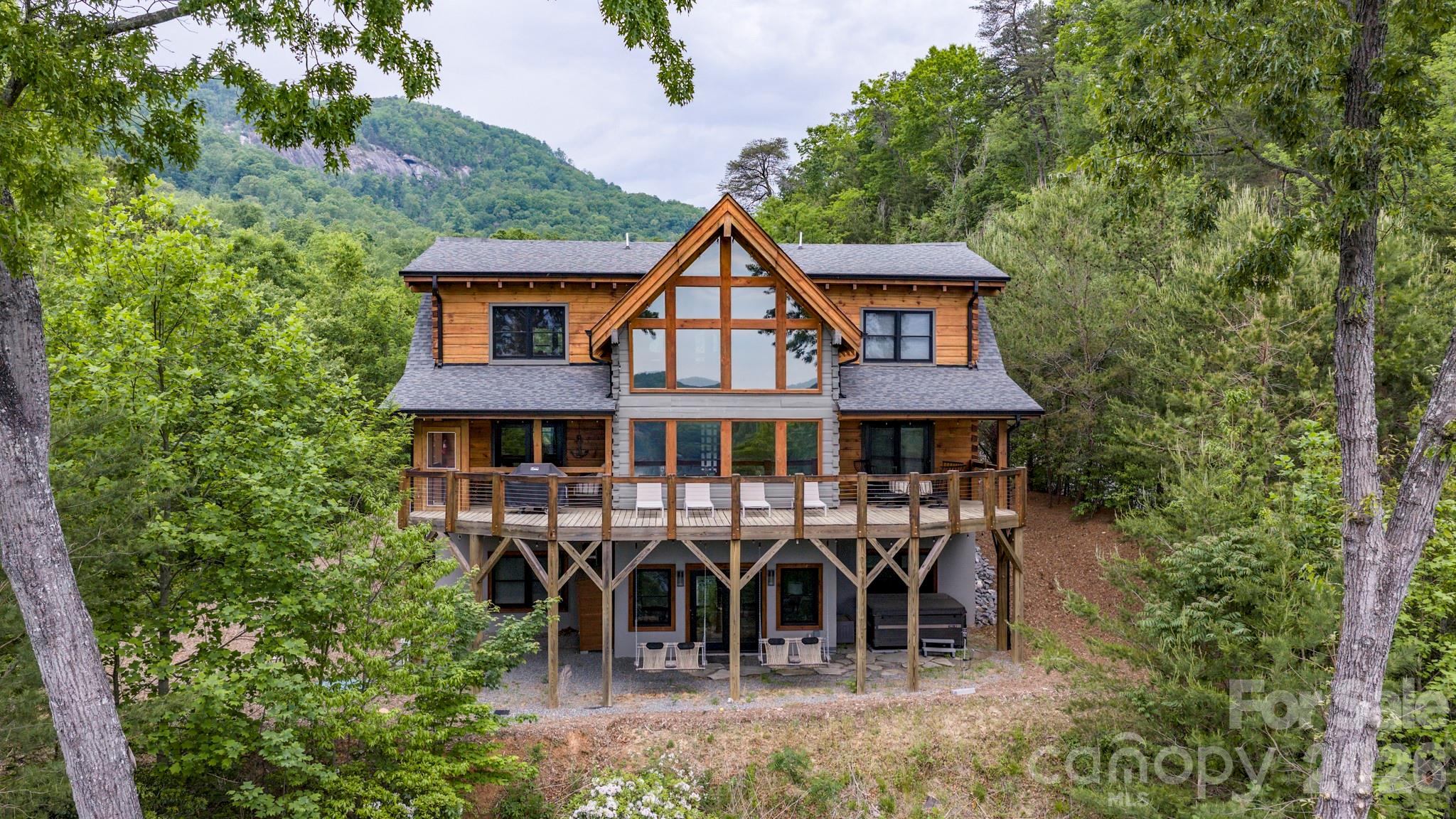 286 Holmstead Drive