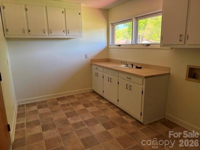 725 Fieldstone Road