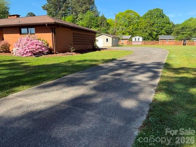 725 Fieldstone Road