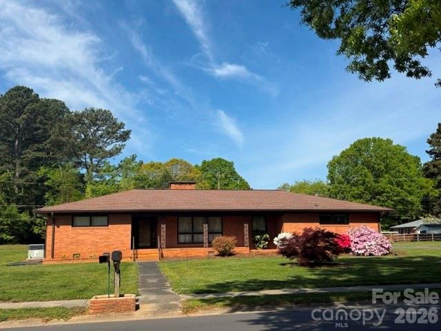 725 Fieldstone Road
