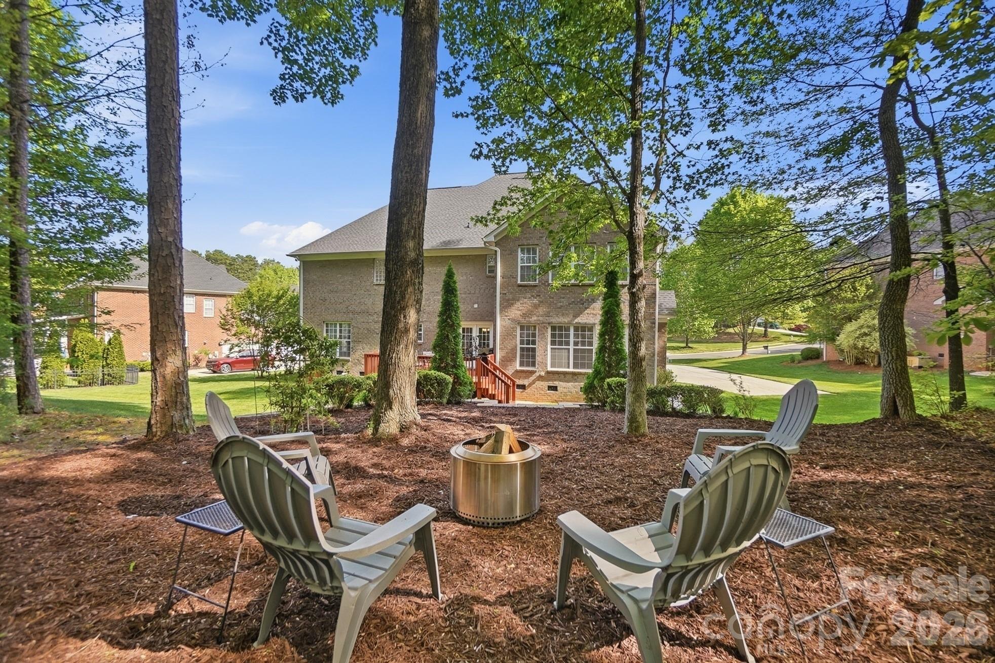 807 Crown Vista Court