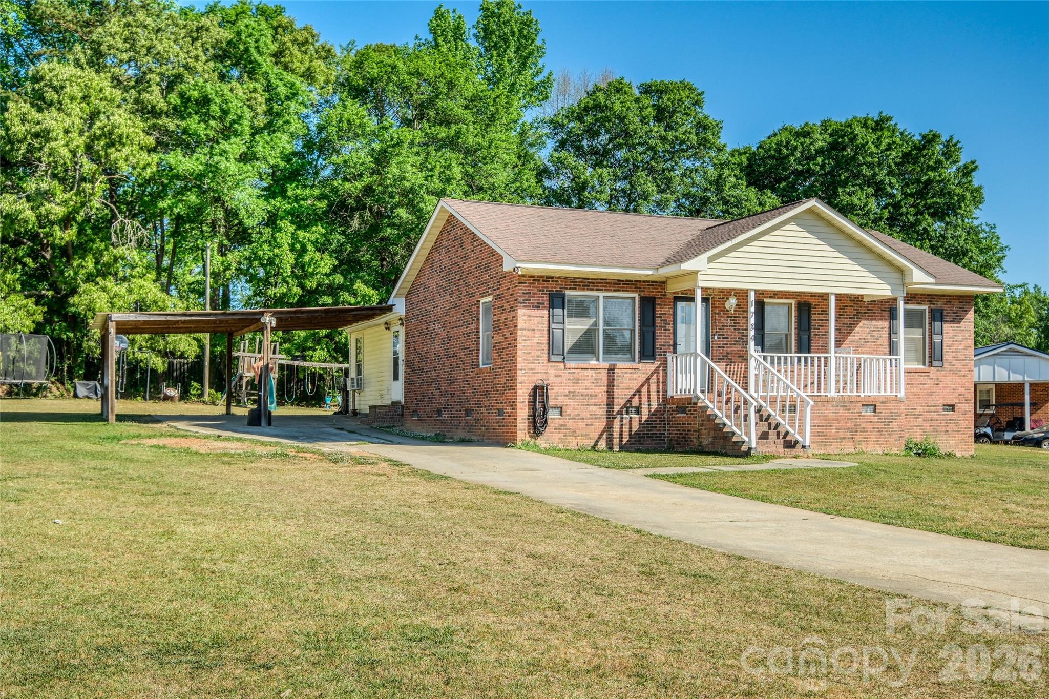 1704 Williams Circle