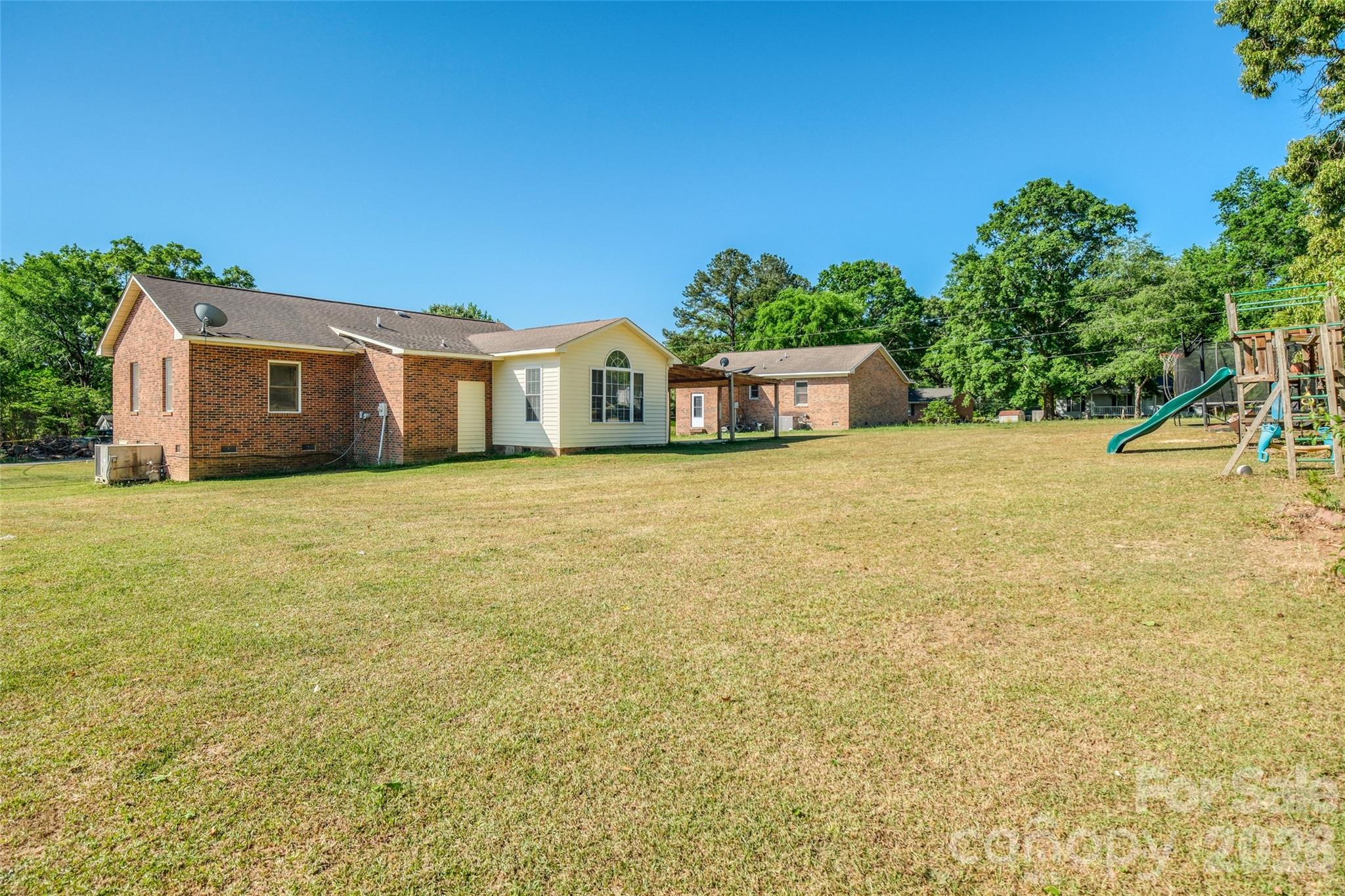1704 Williams Circle