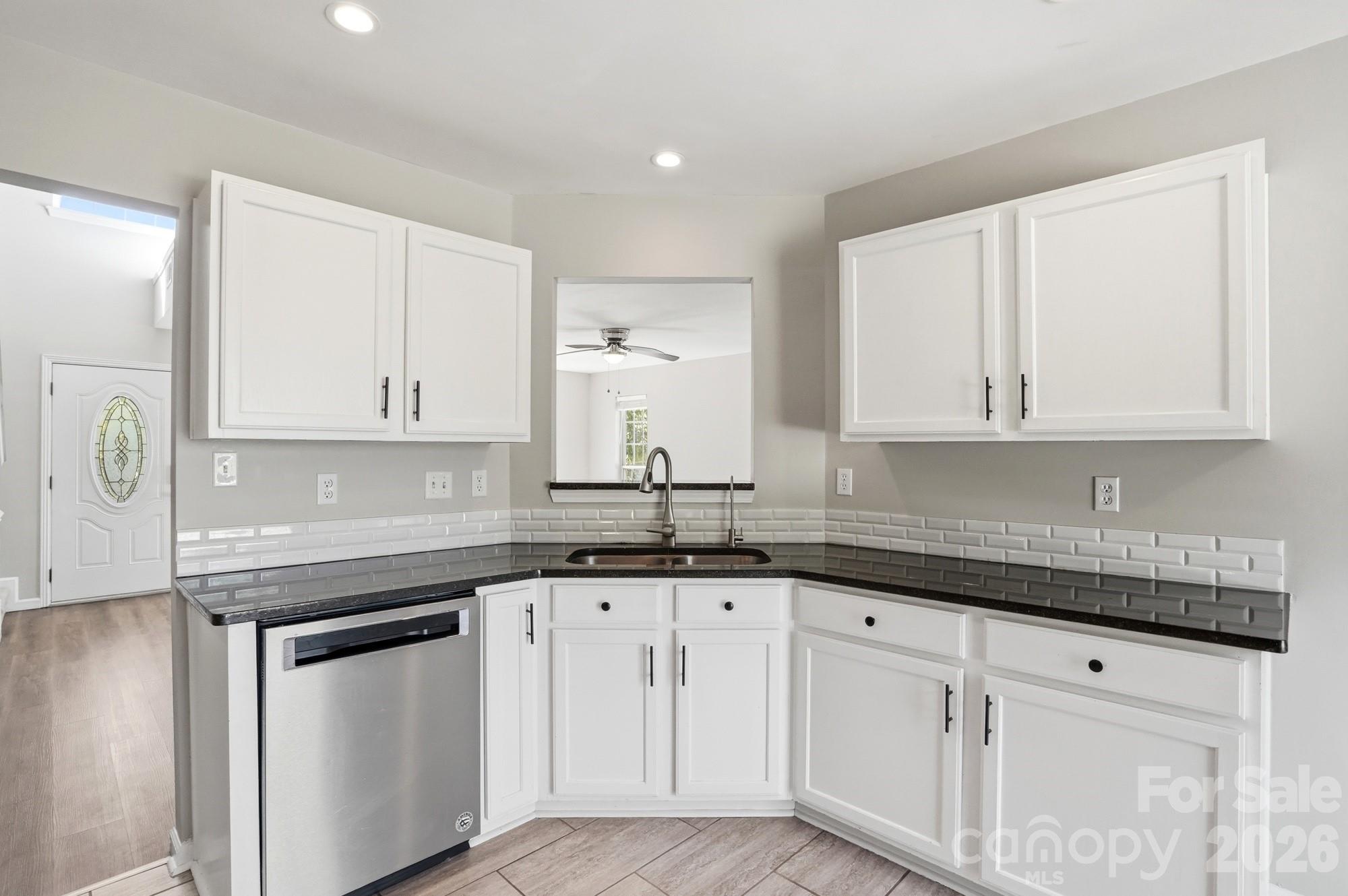 9213 Chastain Walk Drive