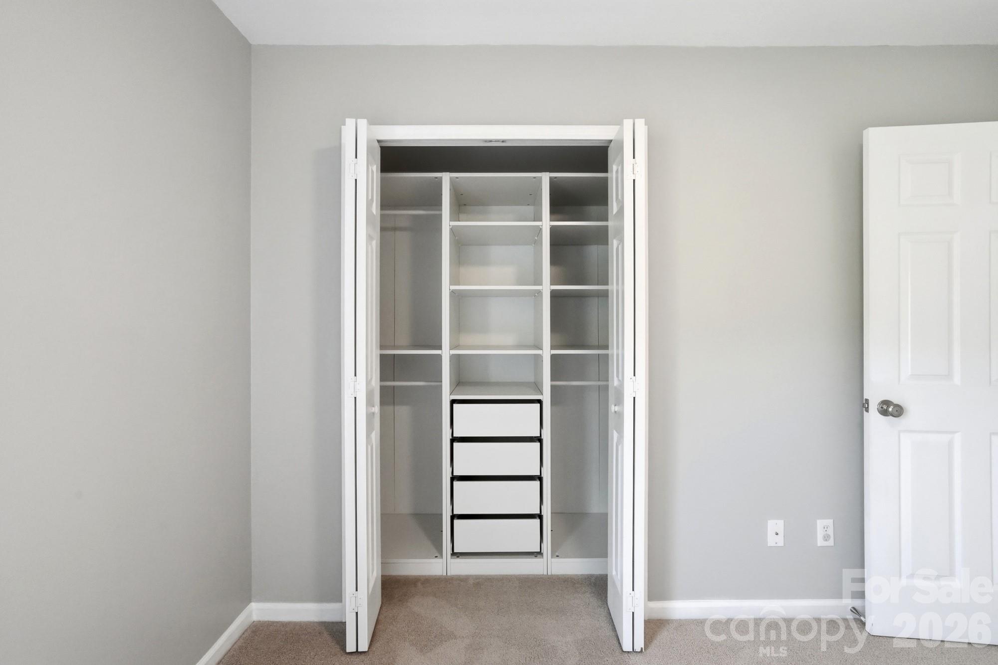 9213 Chastain Walk Drive