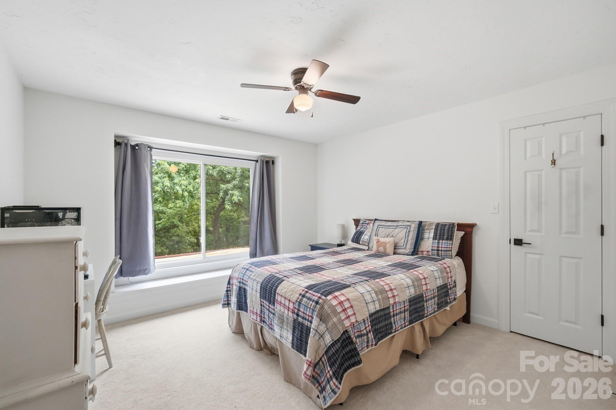 5101 Lindstrom Drive