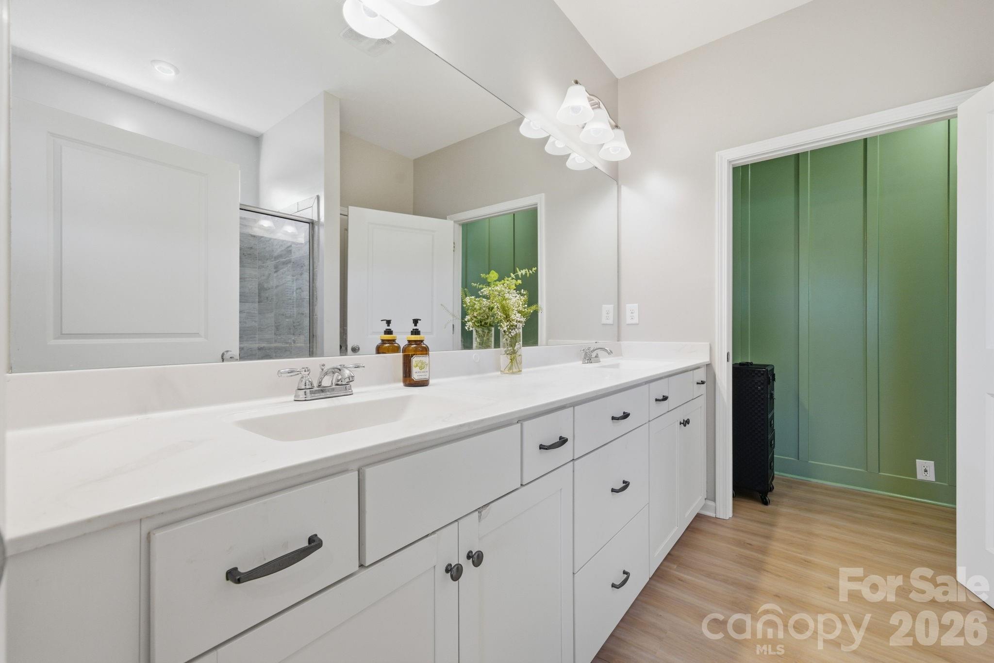 11851 Saddle Back Trail