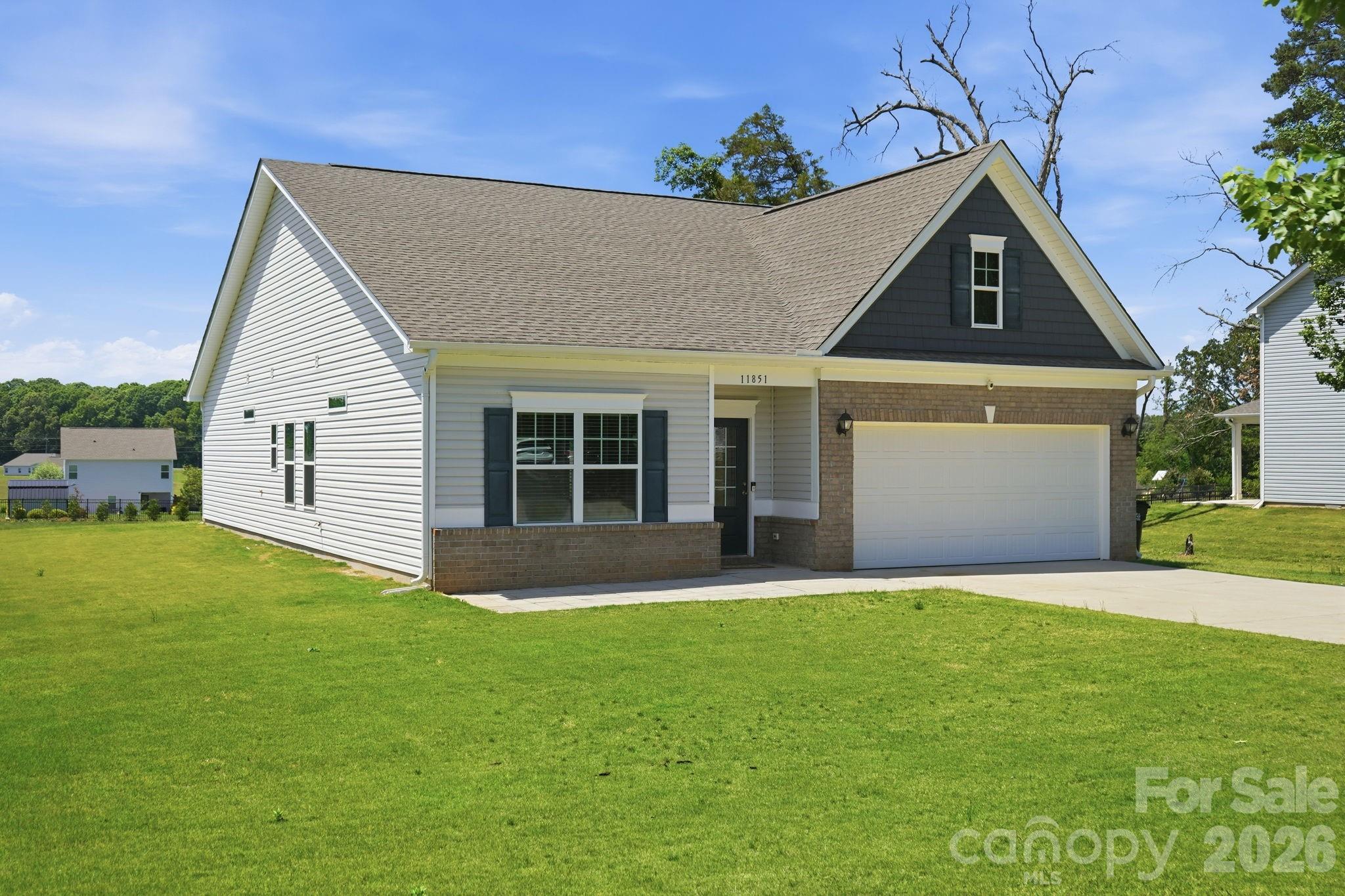 11851 Saddle Back Trail