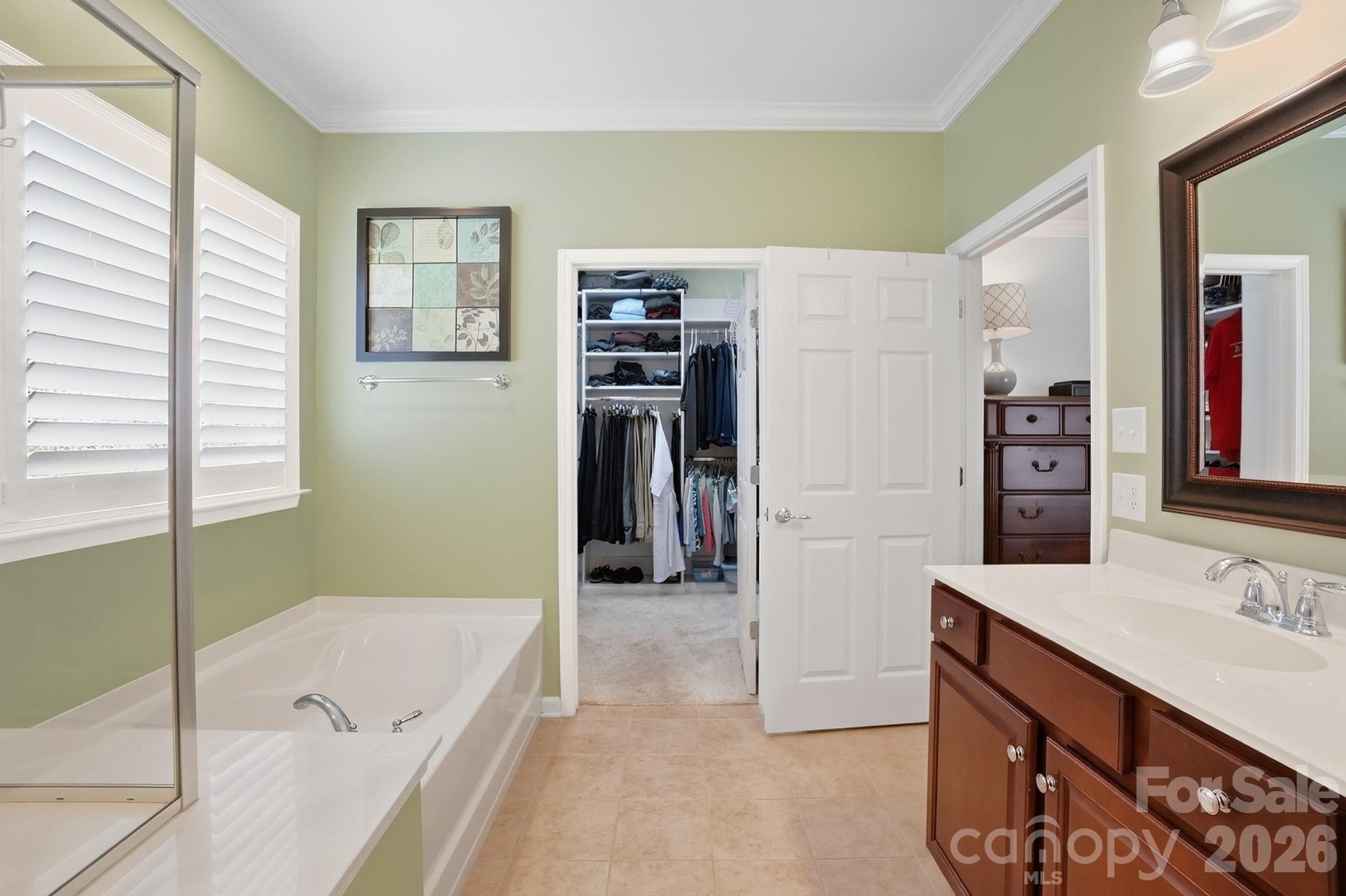 6014 Bison Court
