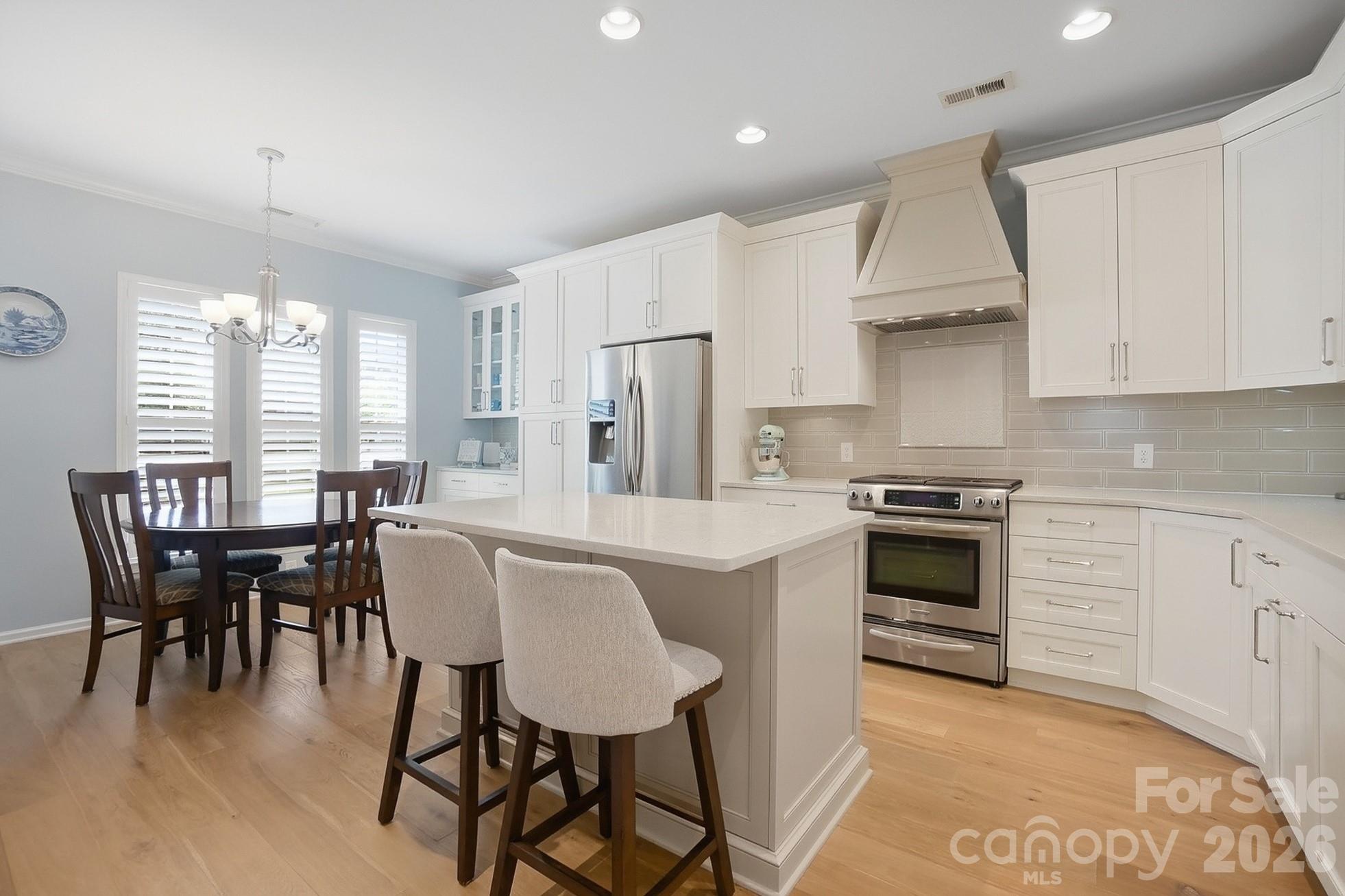 6014 Bison Court