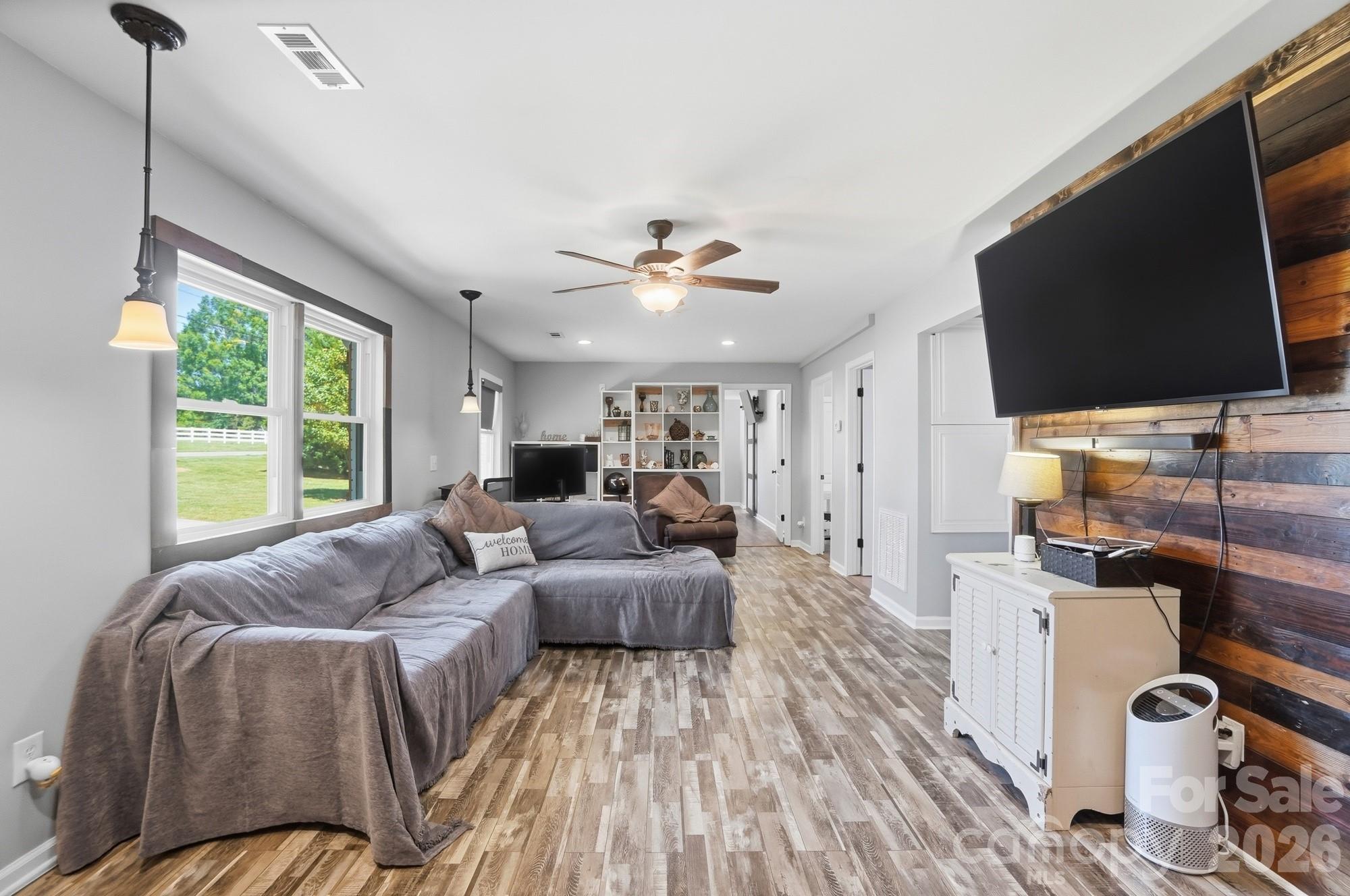 487 Linwood Road