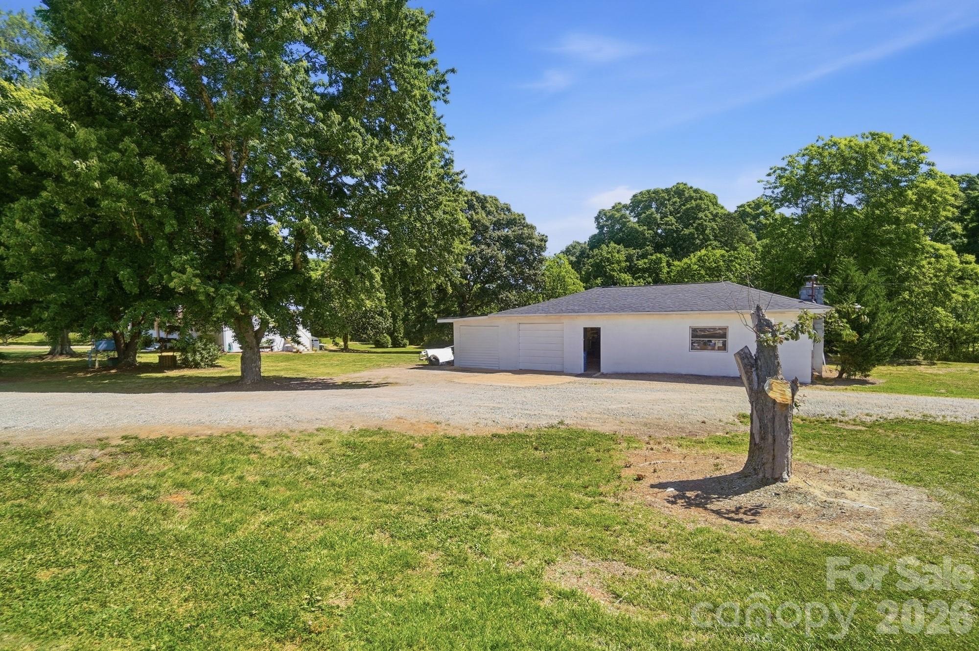 487 Linwood Road