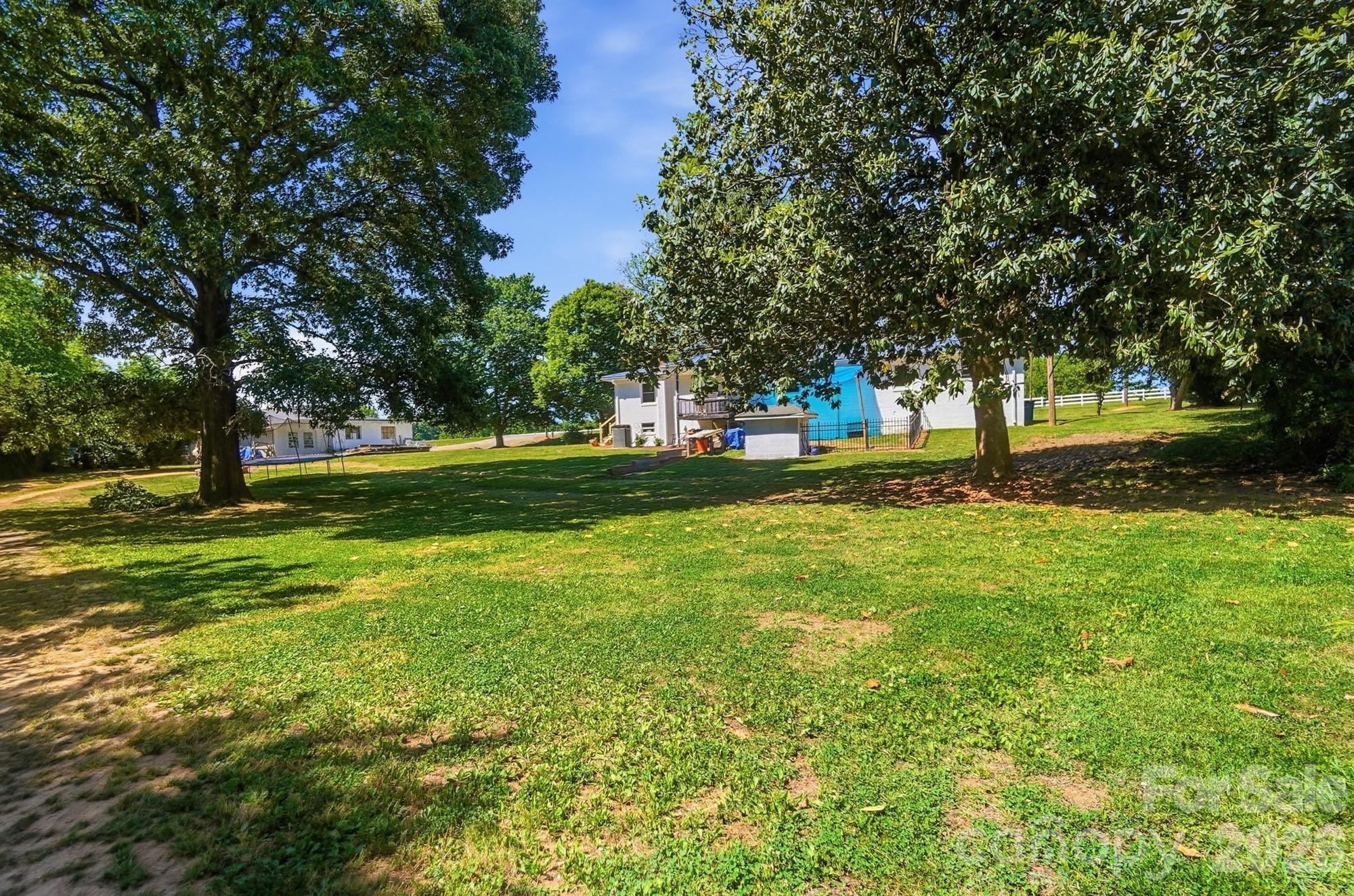 487 Linwood Road