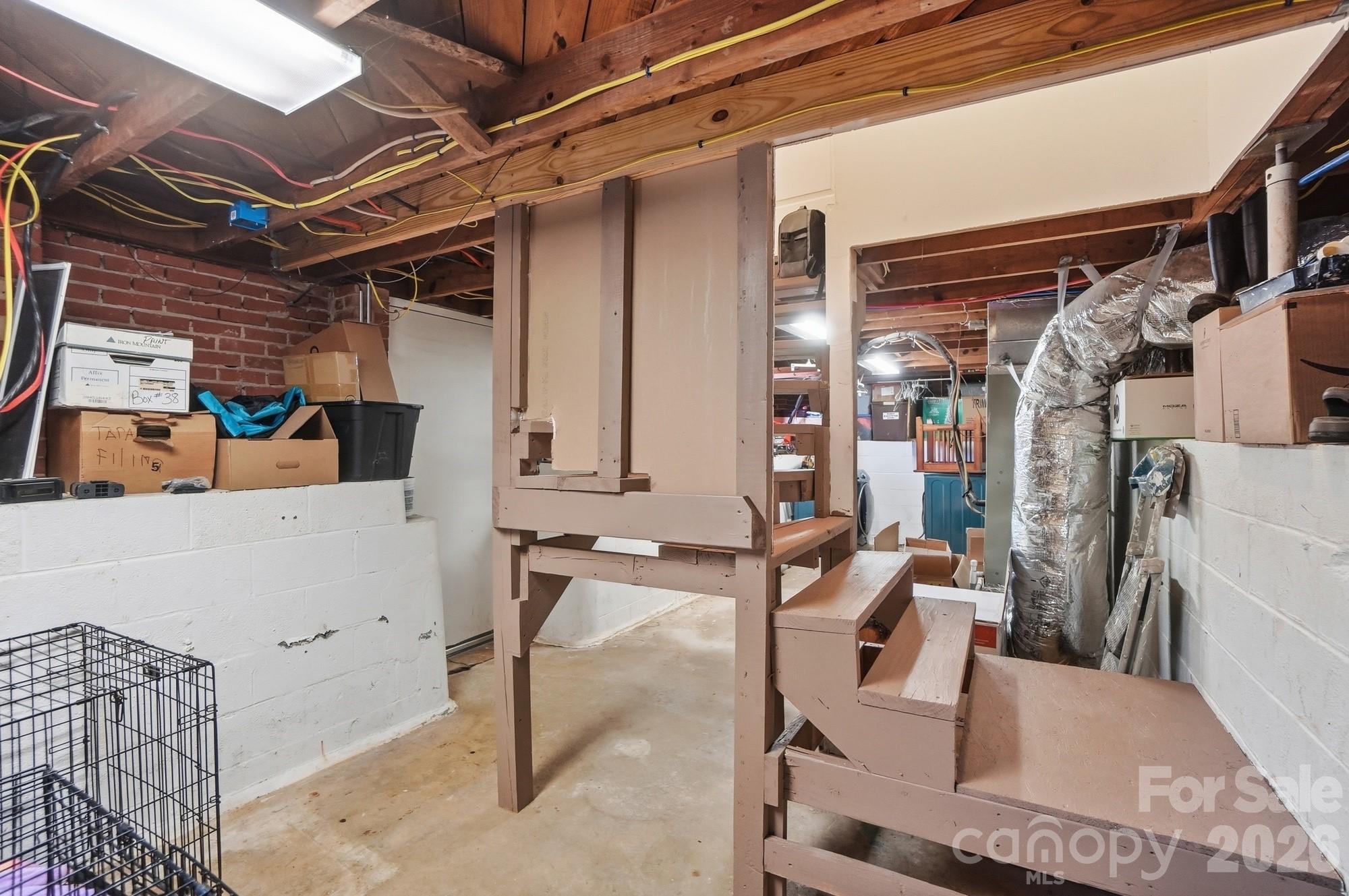 487 Linwood Road