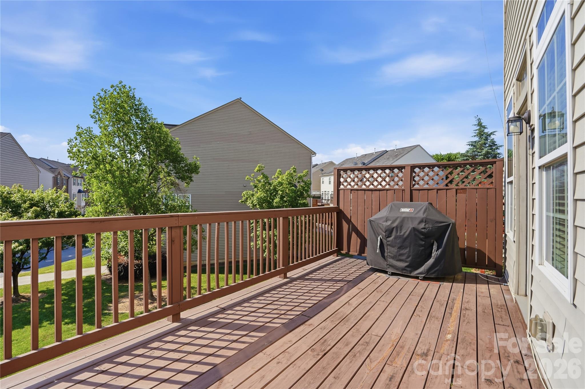 10005 Kings Parade Boulevard