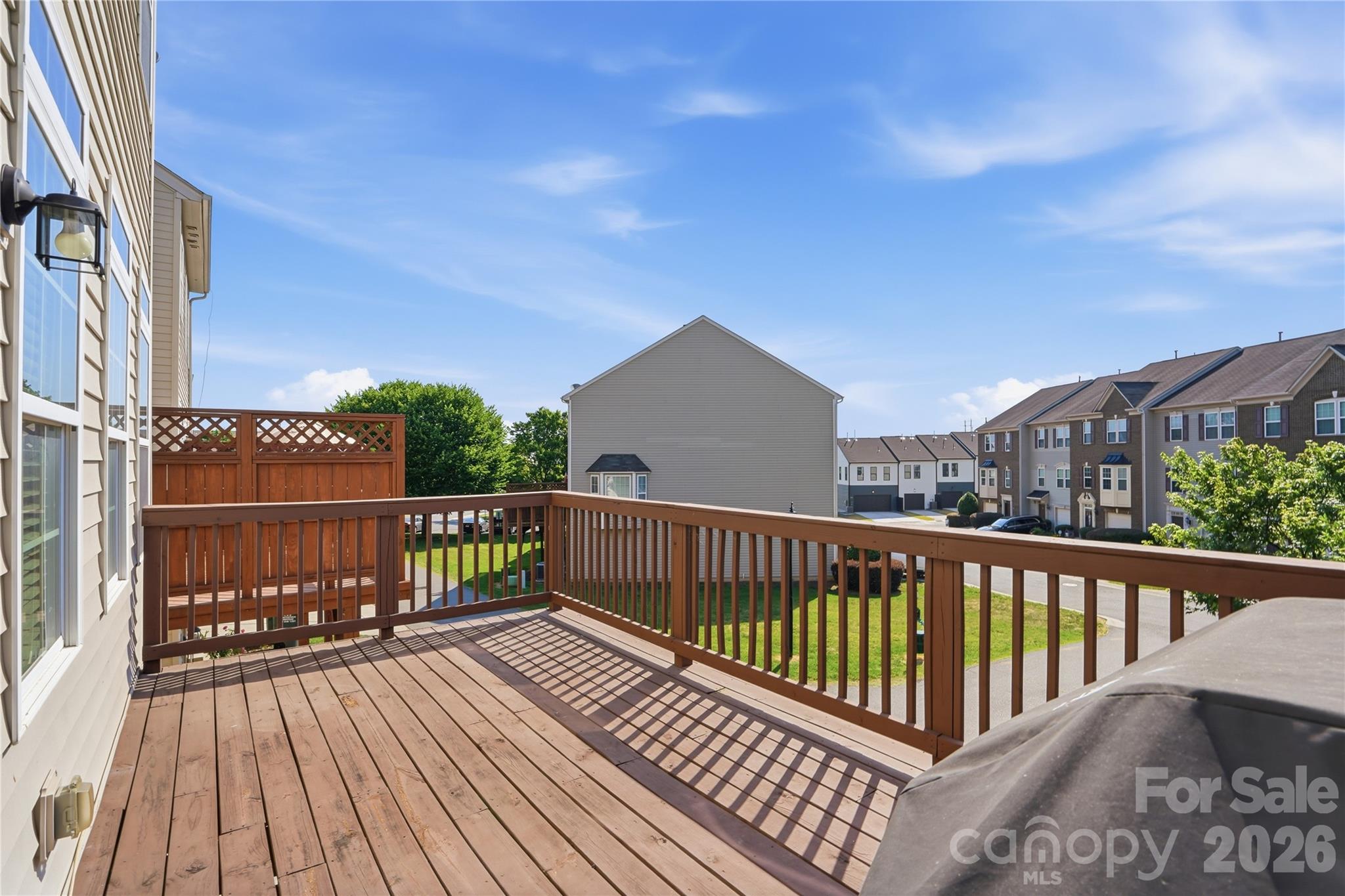 10005 Kings Parade Boulevard