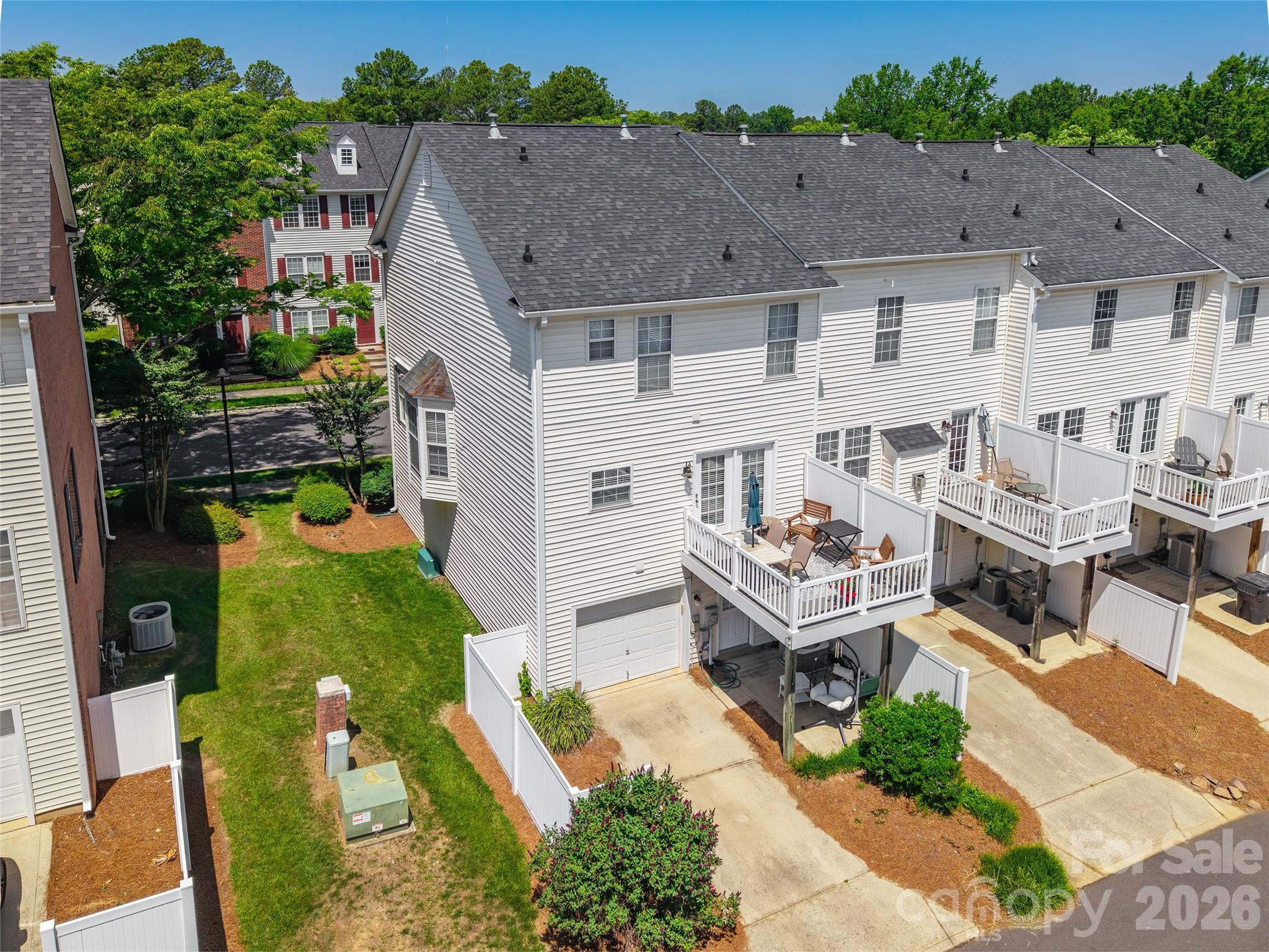 11737 Fiddlers Roof Lane