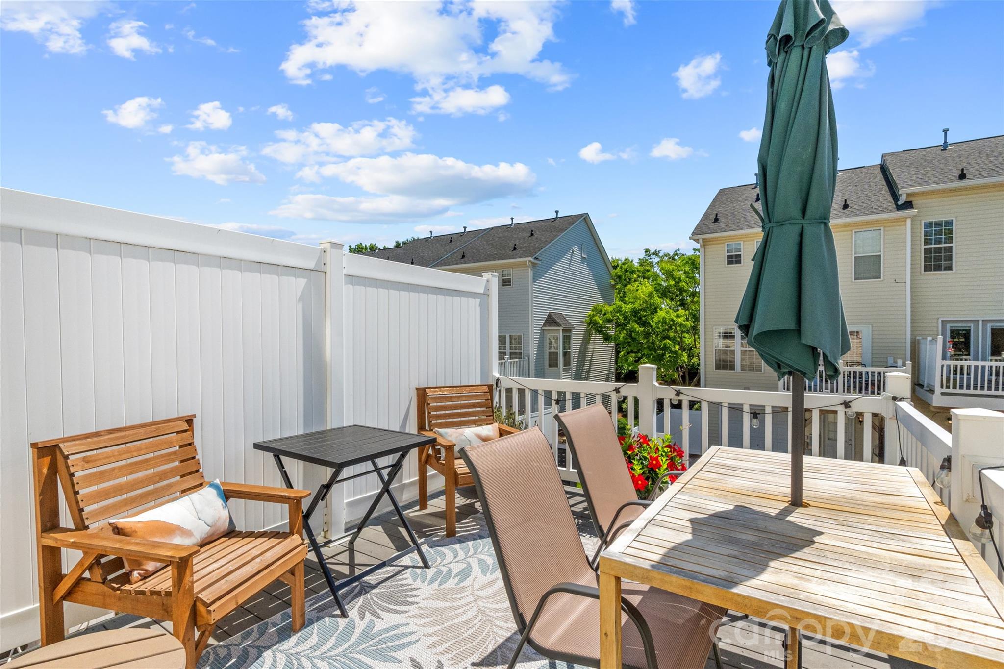 11737 Fiddlers Roof Lane