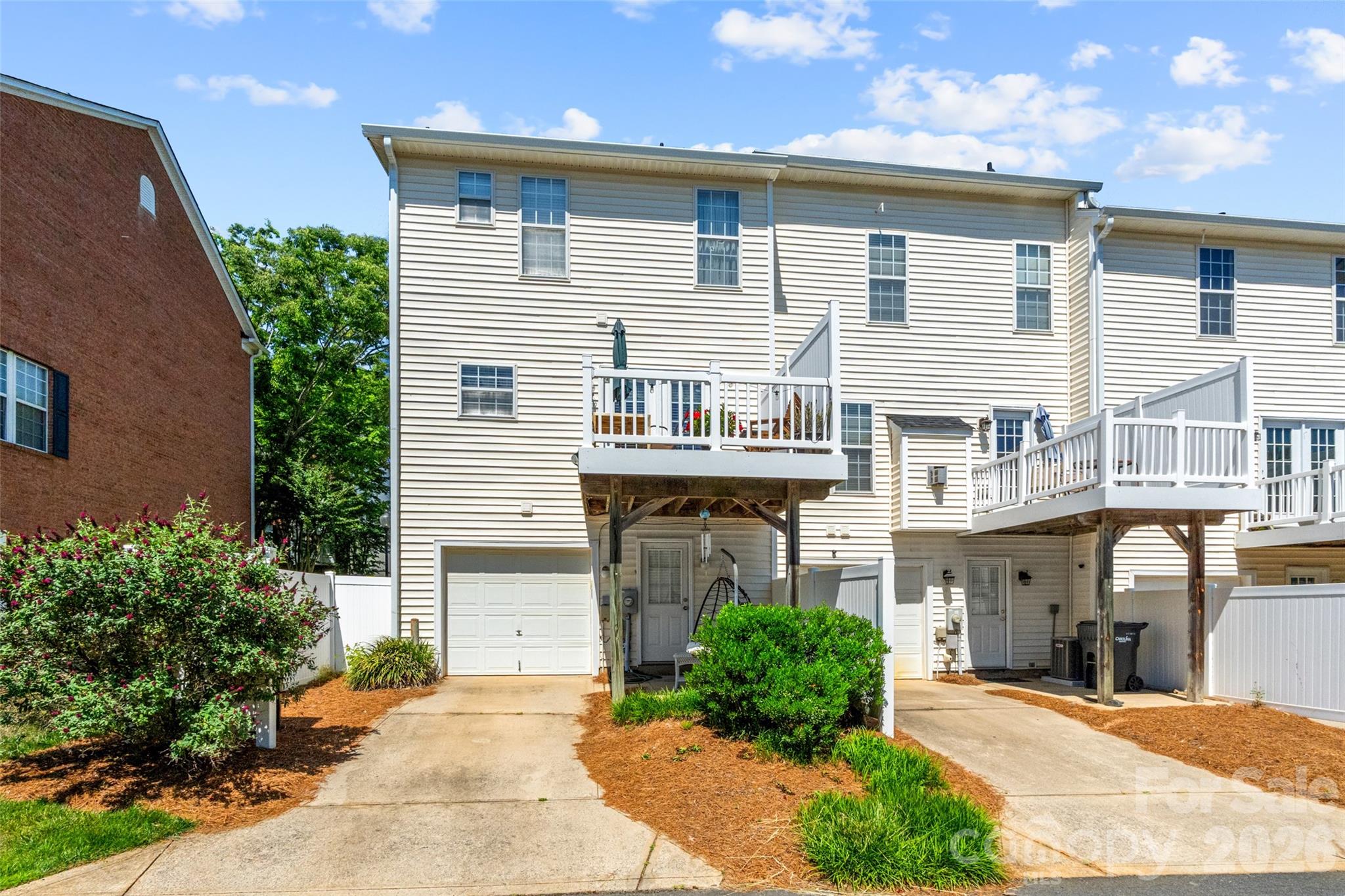 11737 Fiddlers Roof Lane