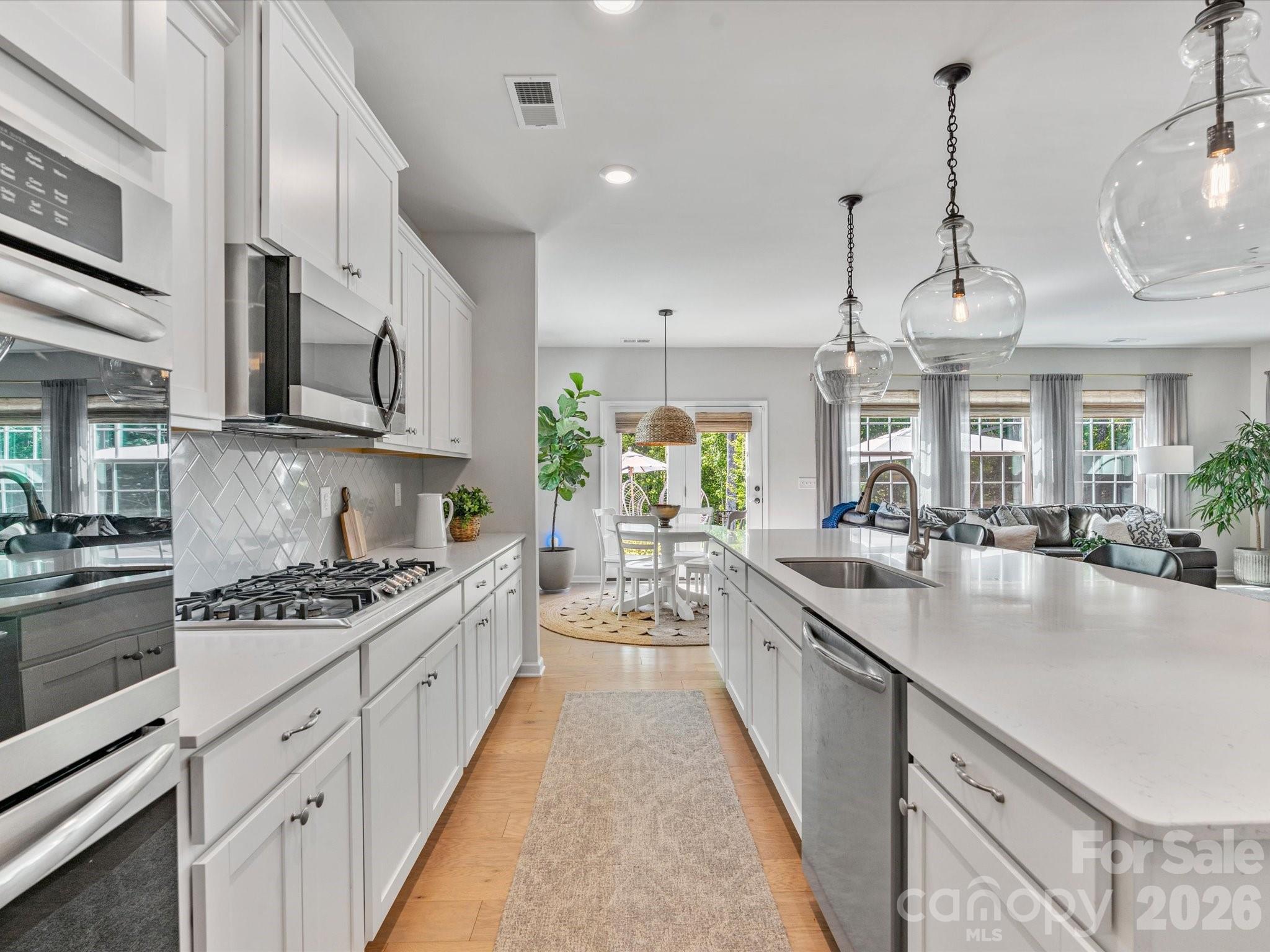 3141 Deep River Way