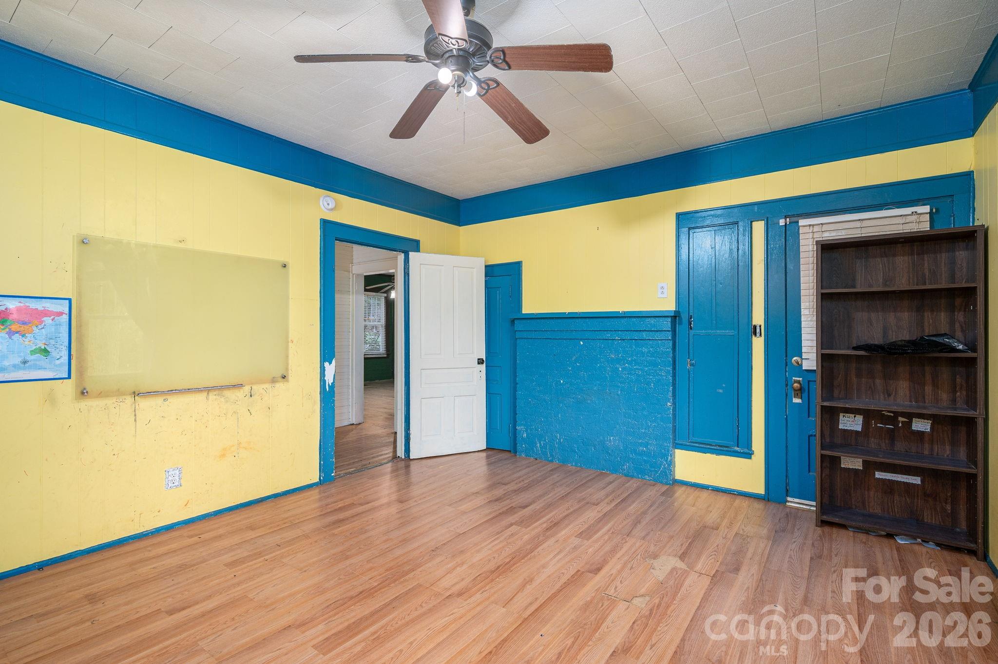 1143 W Stagecoach Trail