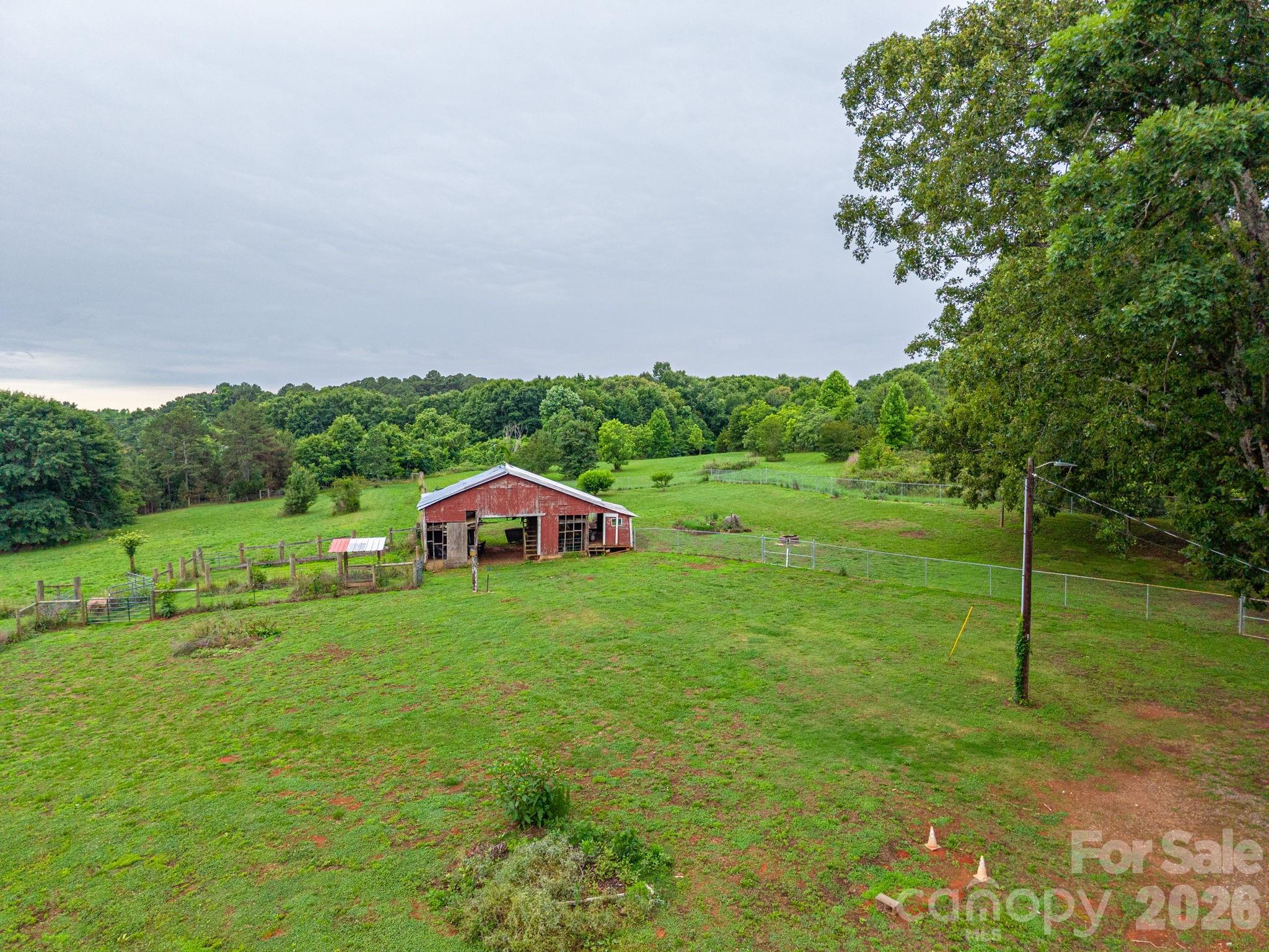 1143 W Stagecoach Trail