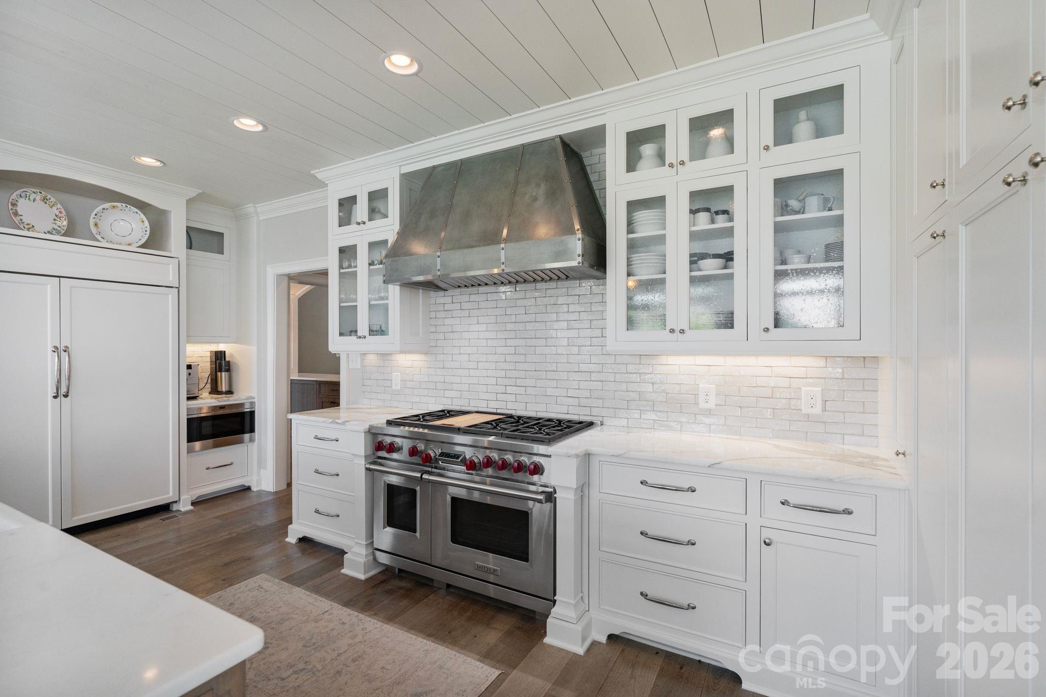 19300 Mary Ardrey Circle