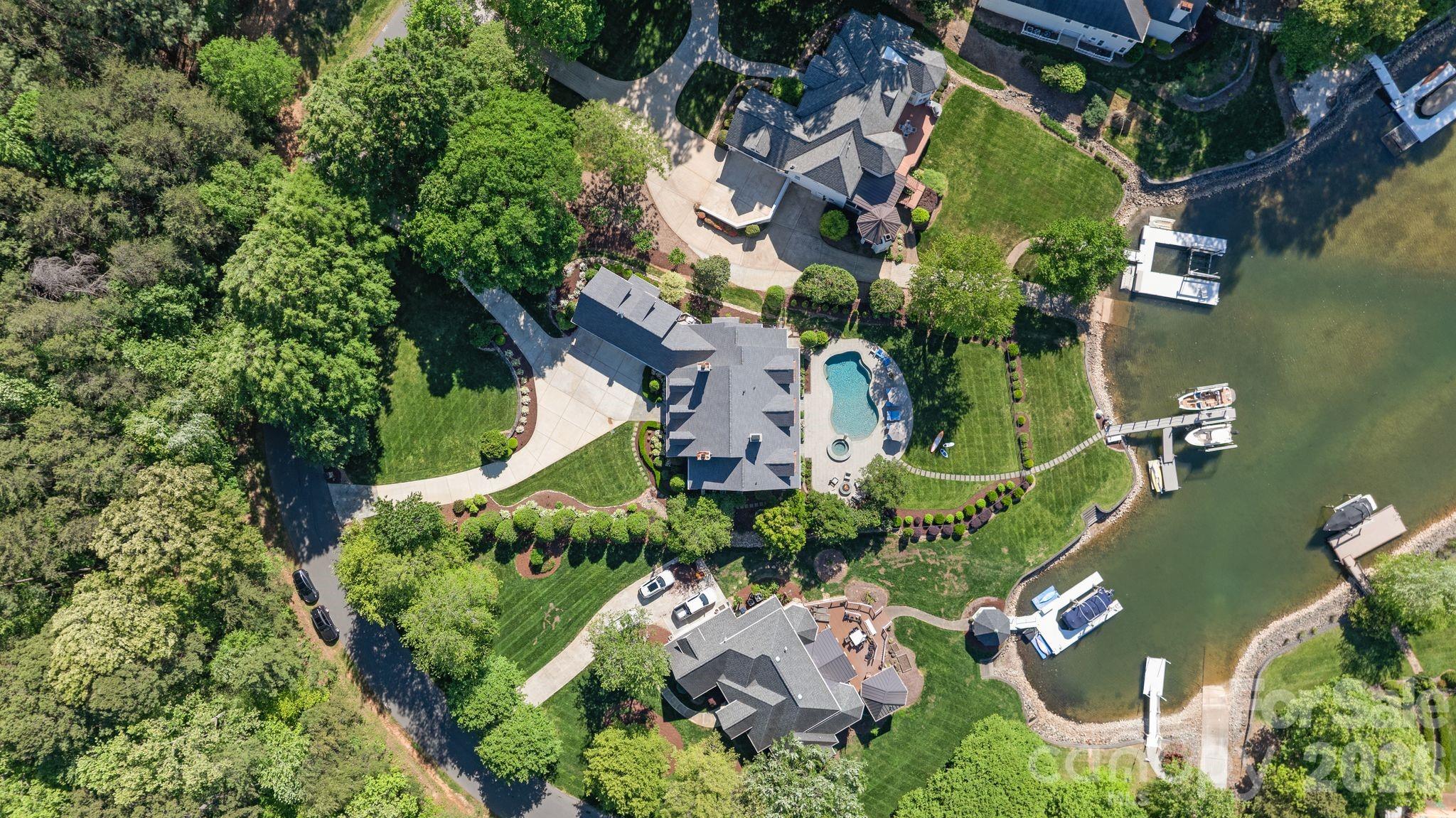 19300 Mary Ardrey Circle