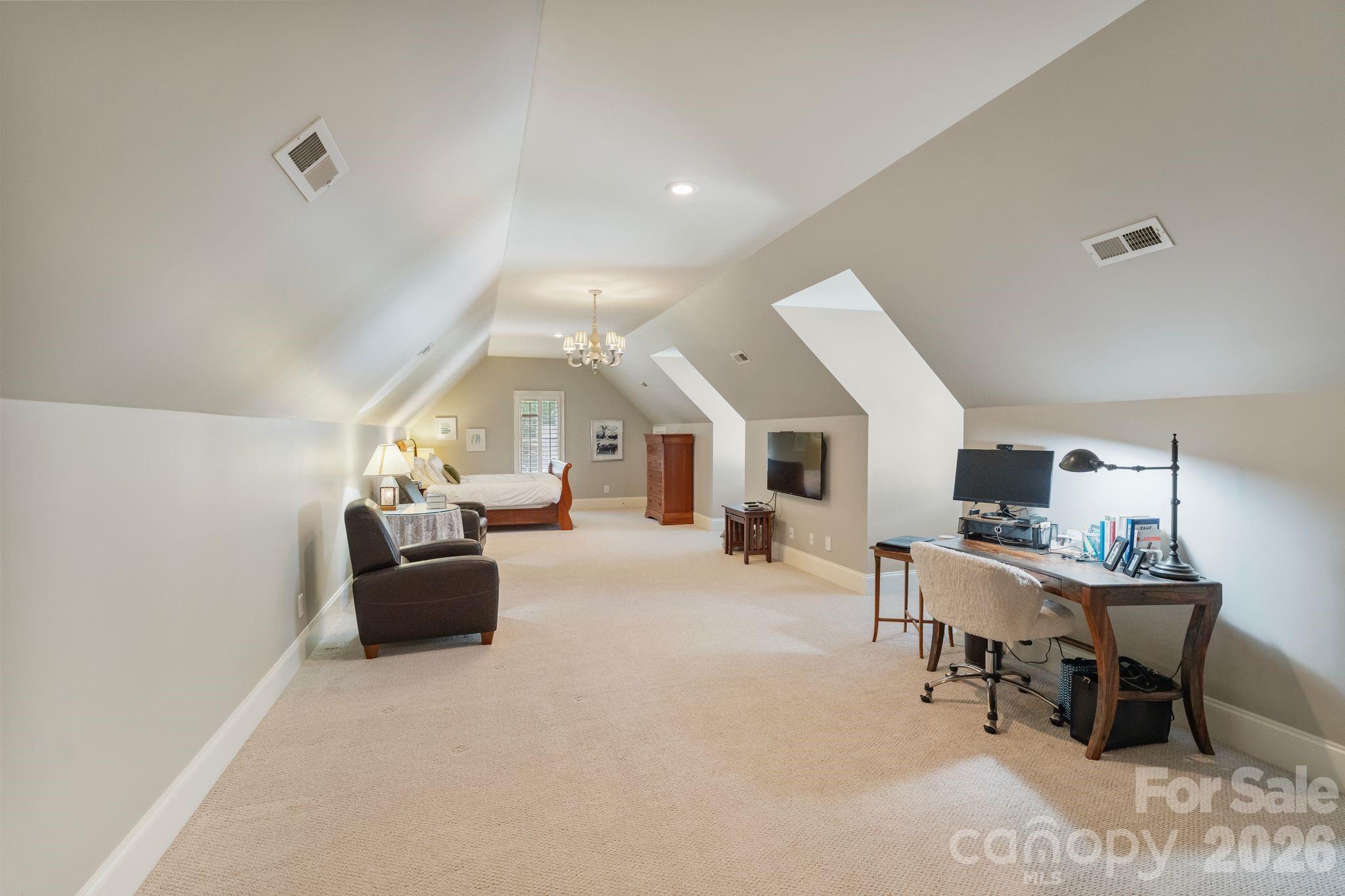 19300 Mary Ardrey Circle