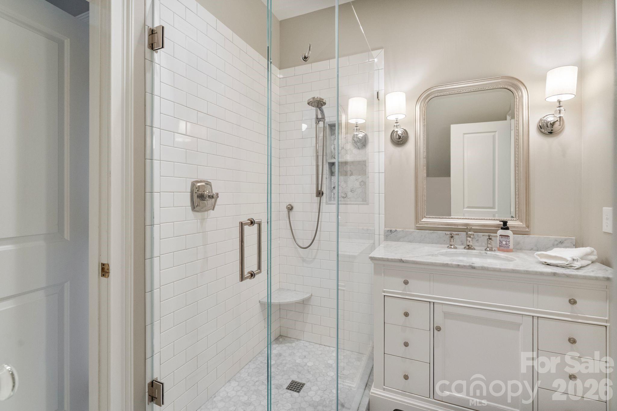 19300 Mary Ardrey Circle