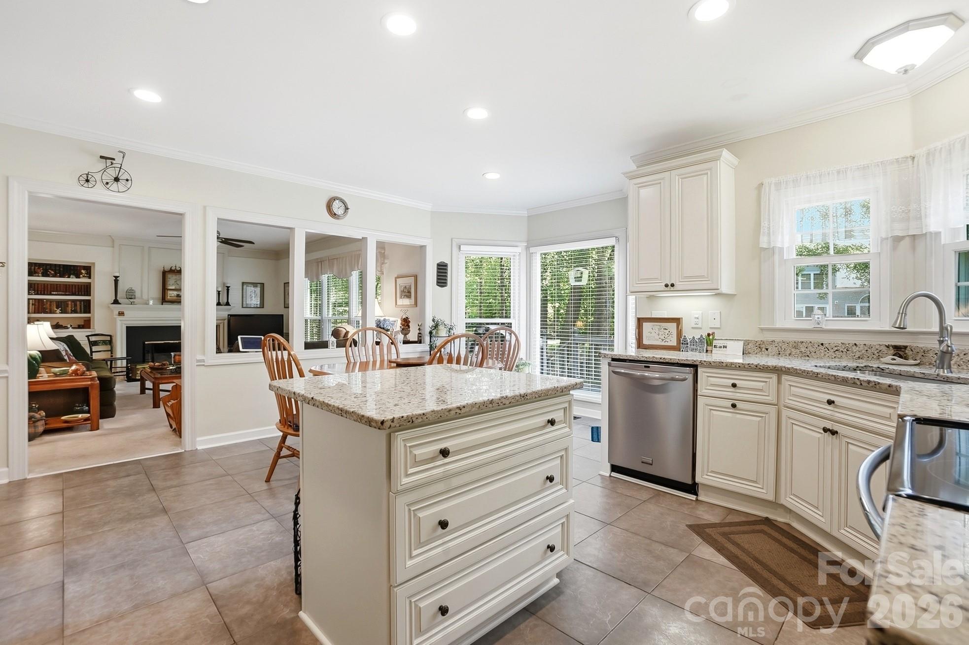 12100 Provincetowne Drive