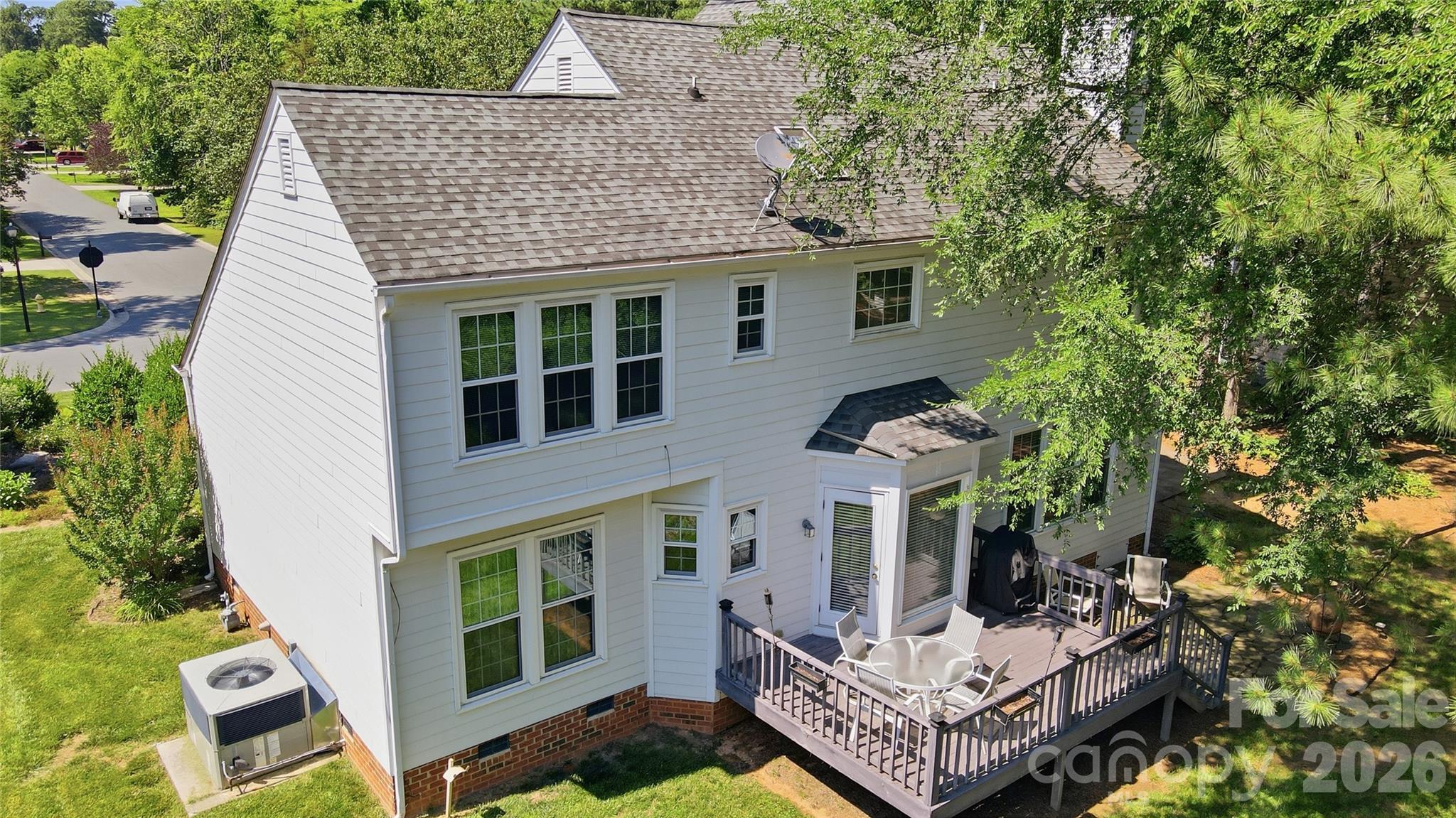 12100 Provincetowne Drive