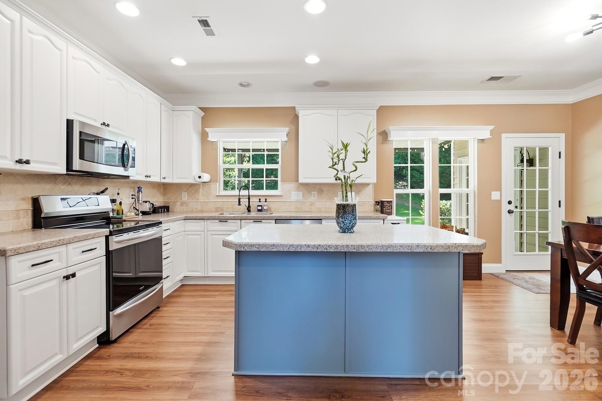 1338 Wrangell Lane