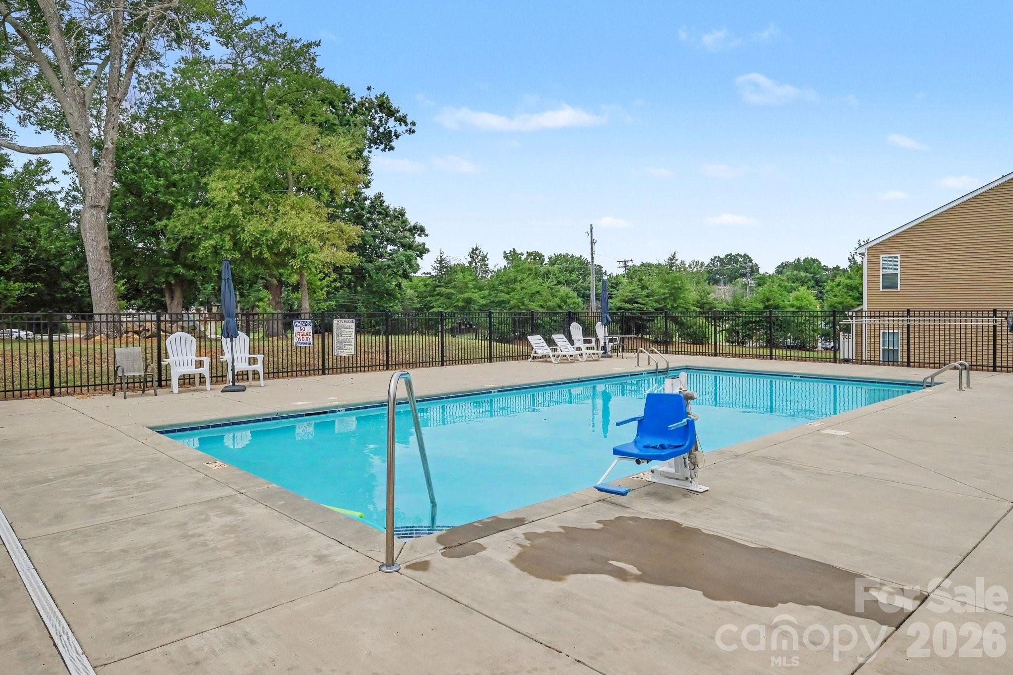 6411 Revolutionary Trail