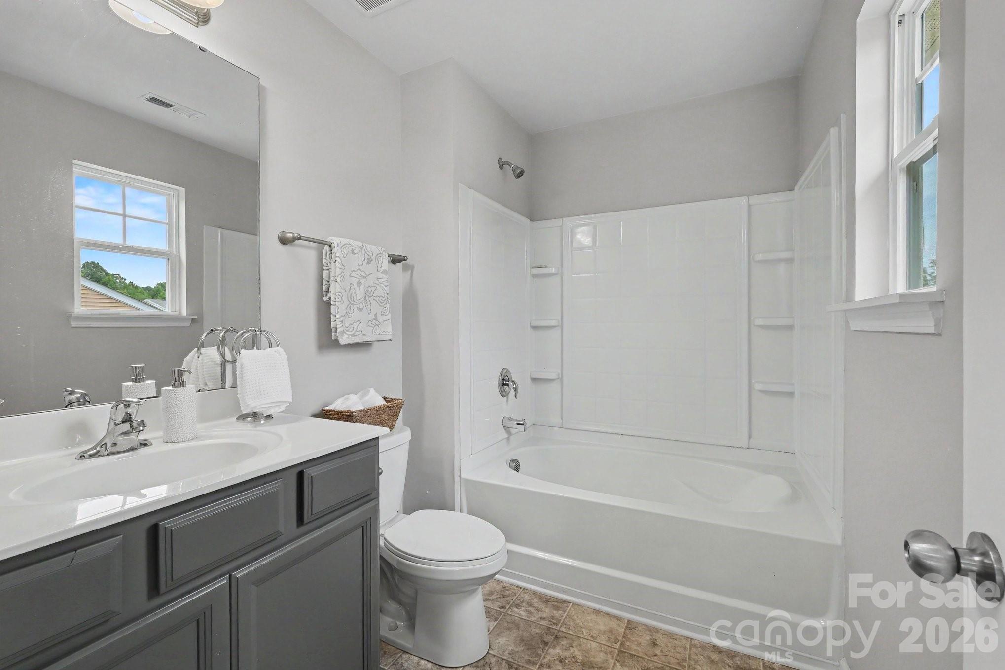 6411 Revolutionary Trail