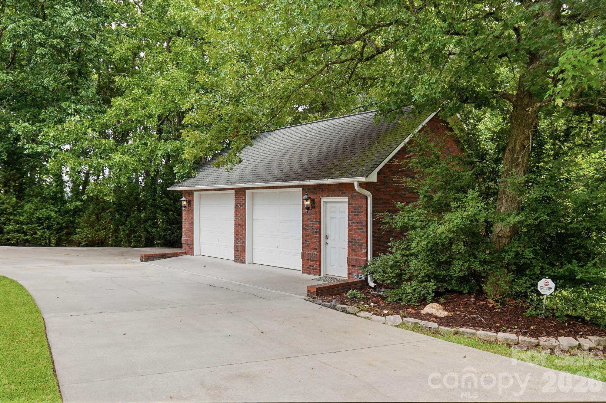 1220 Grun Augen Drive