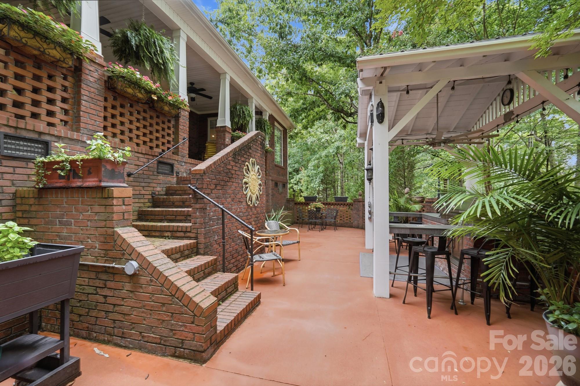 1220 Grun Augen Drive