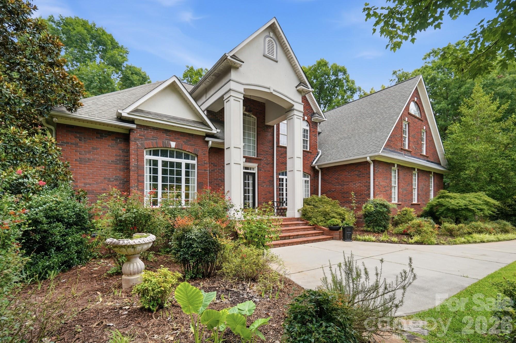 1220 Grun Augen Drive