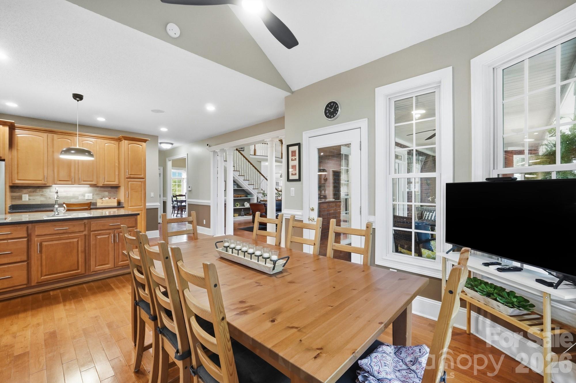 1220 Grun Augen Drive