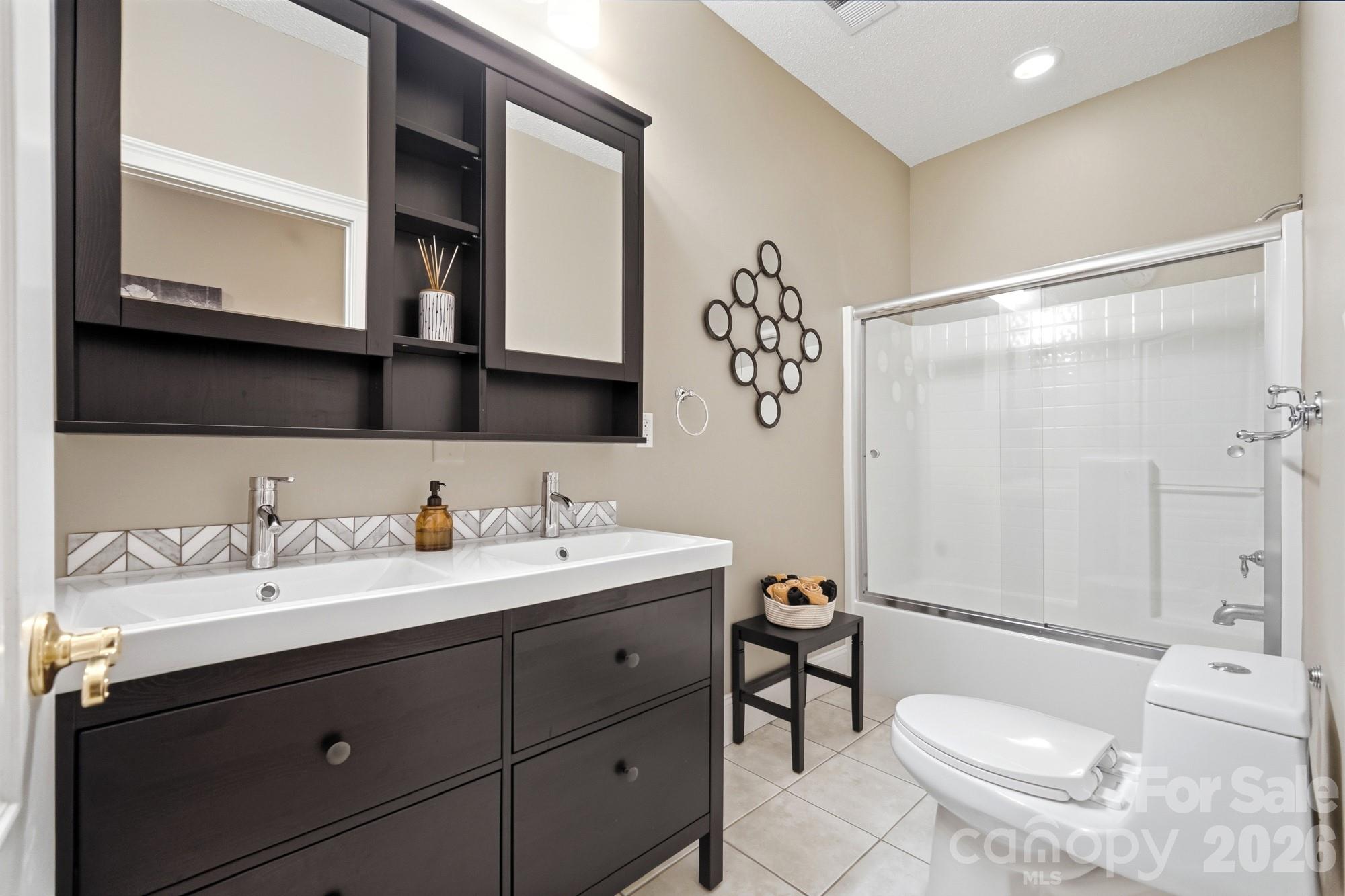 1220 Grun Augen Drive