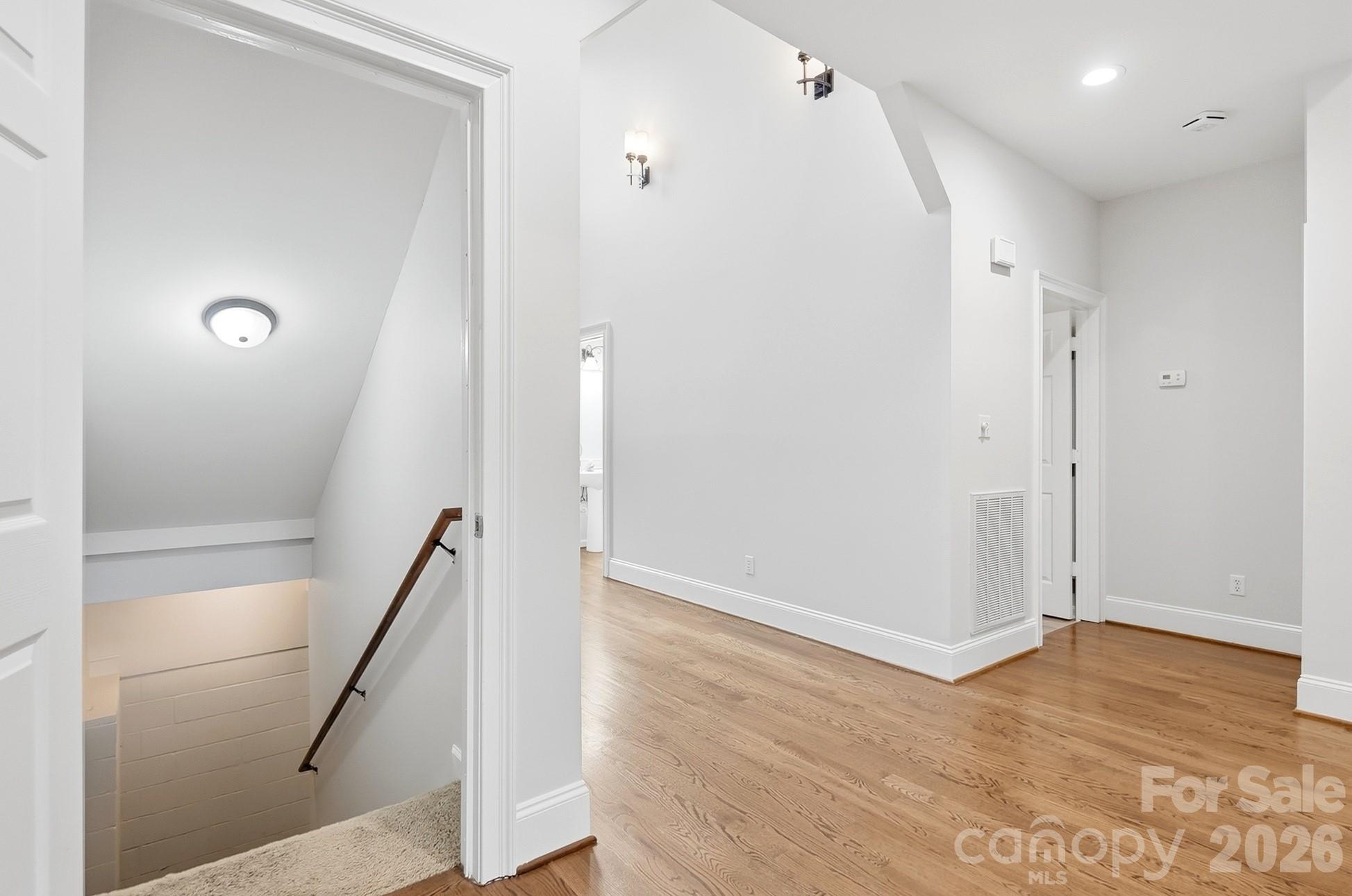2628 Whitehall Court