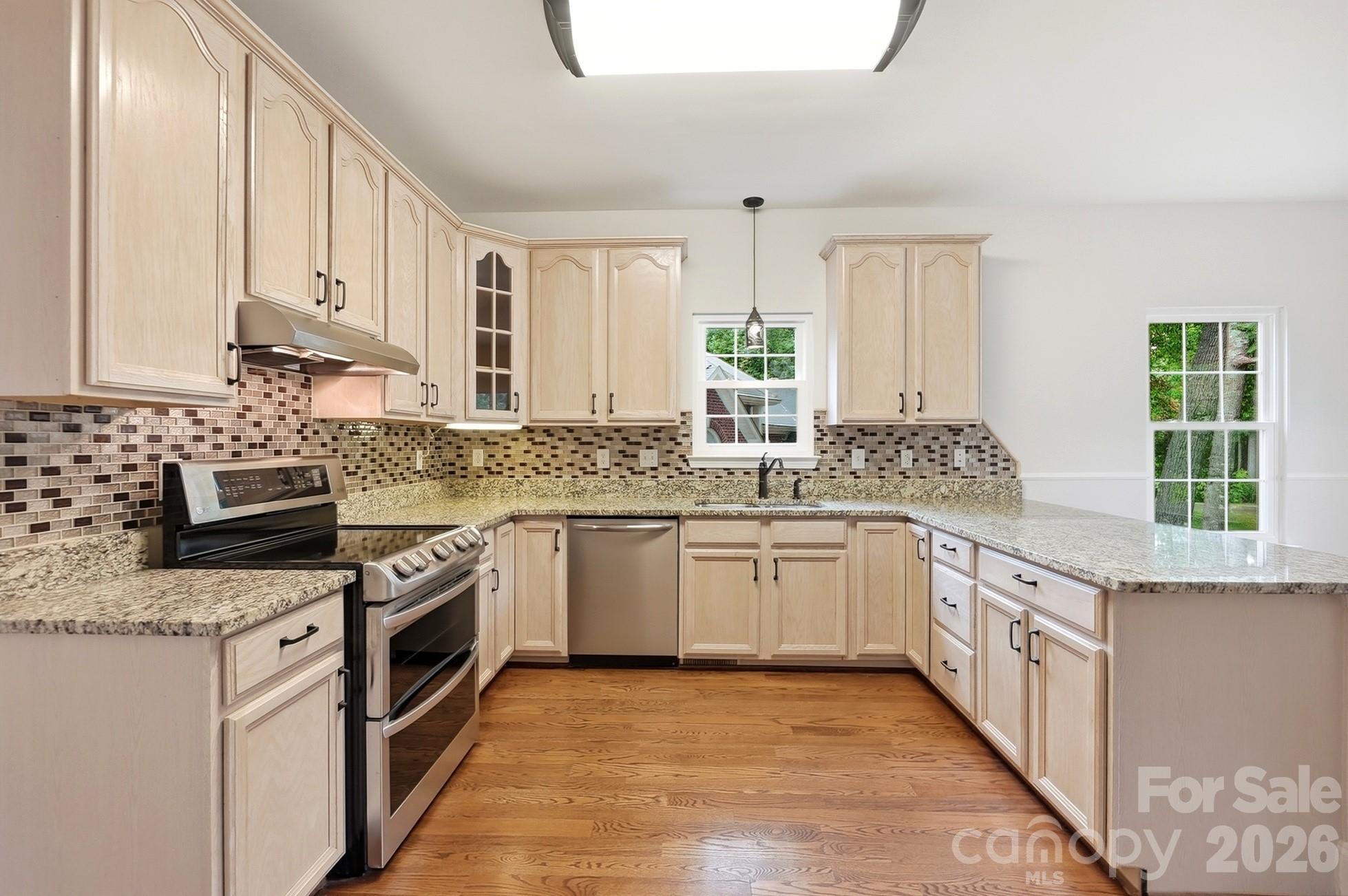 2628 Whitehall Court