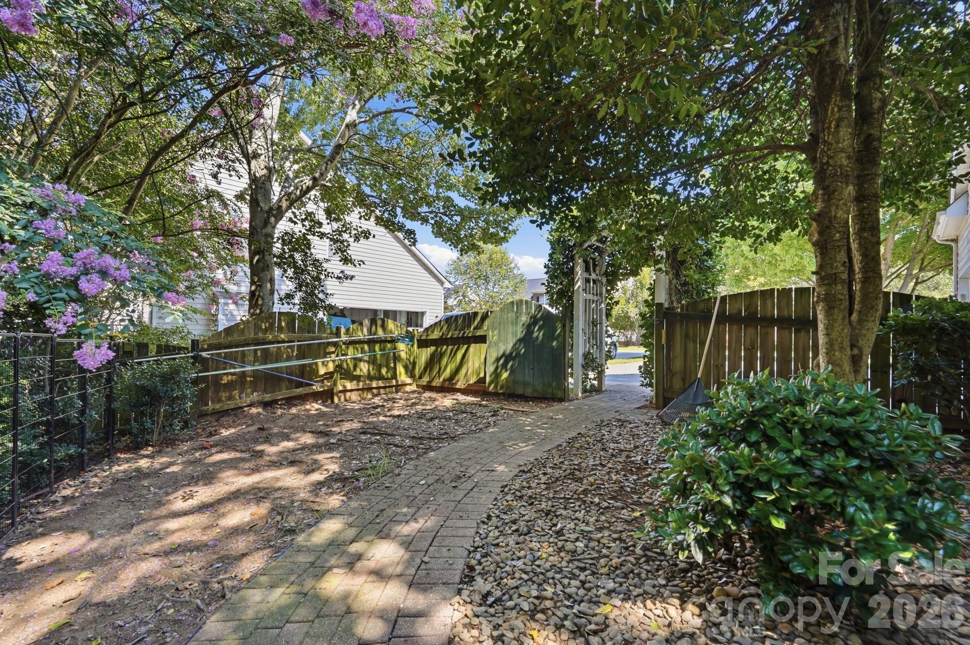 11630 Clingman Lane