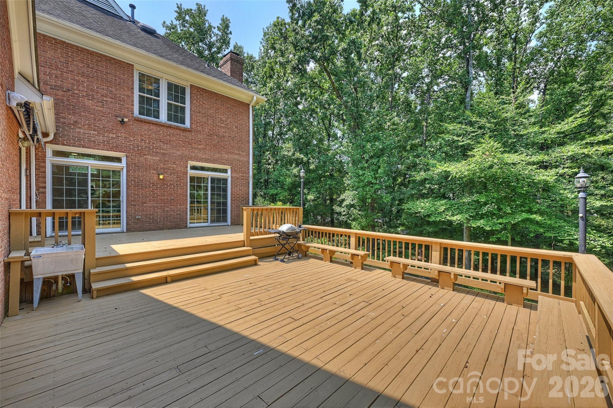 7701 Walthall Court