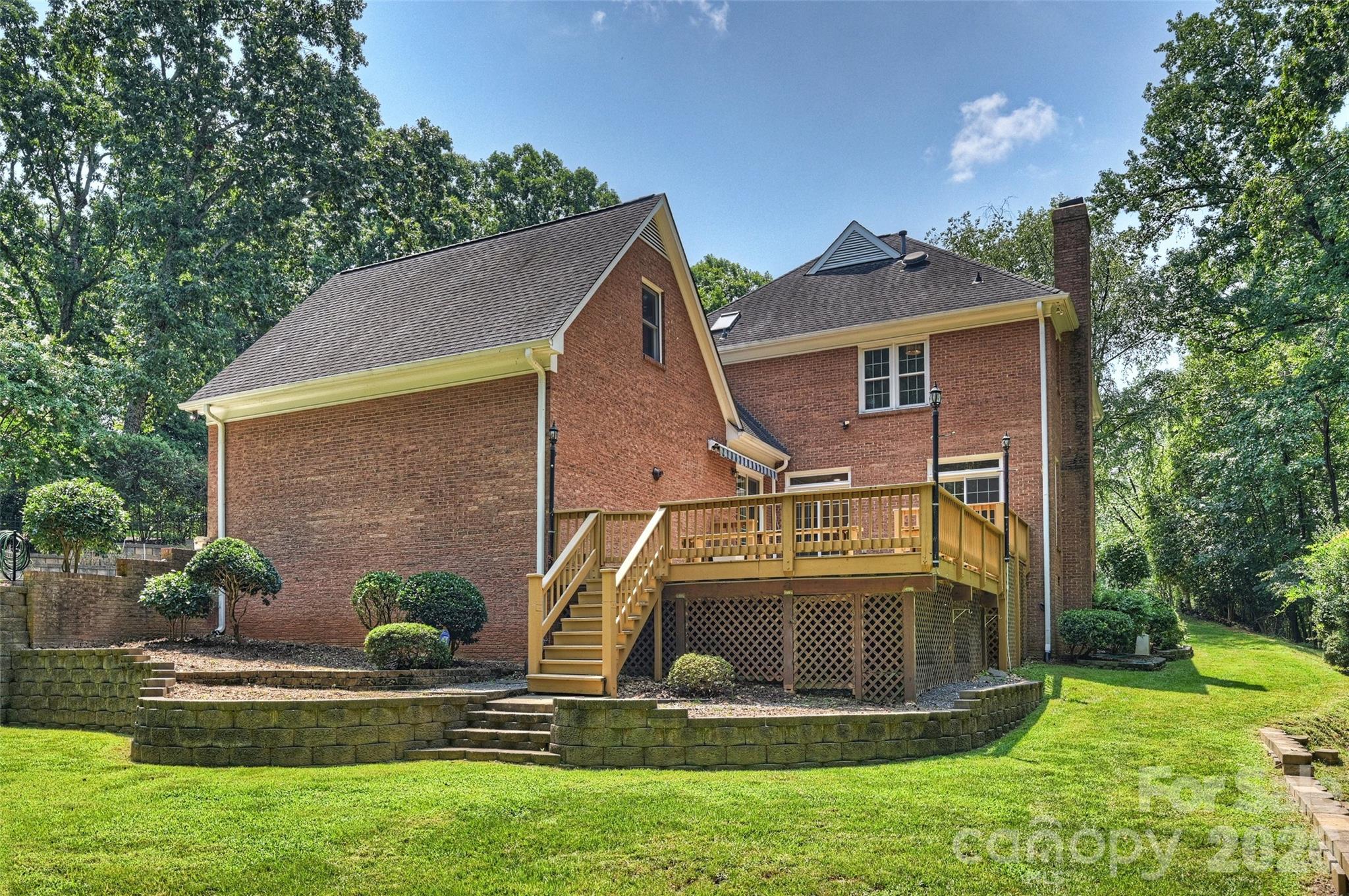 7701 Walthall Court