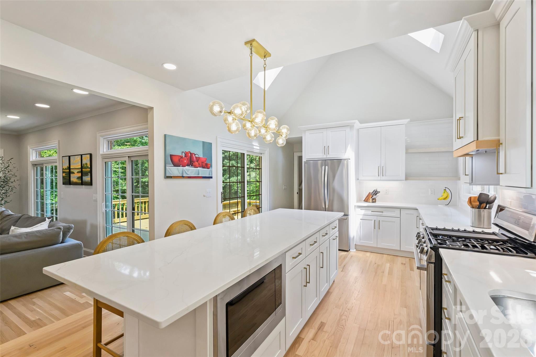 7701 Walthall Court