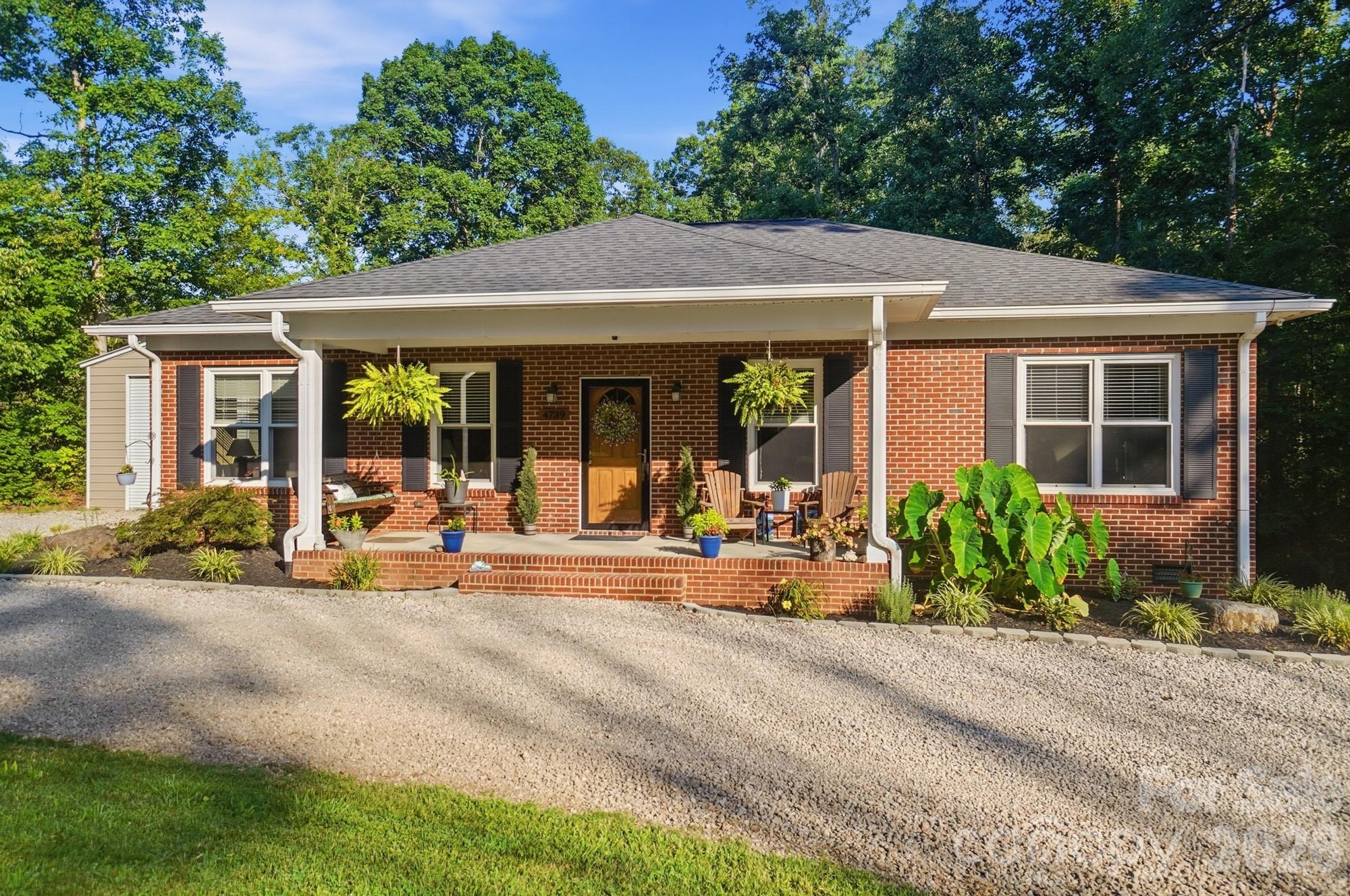 4739 Mountain Island Drive W