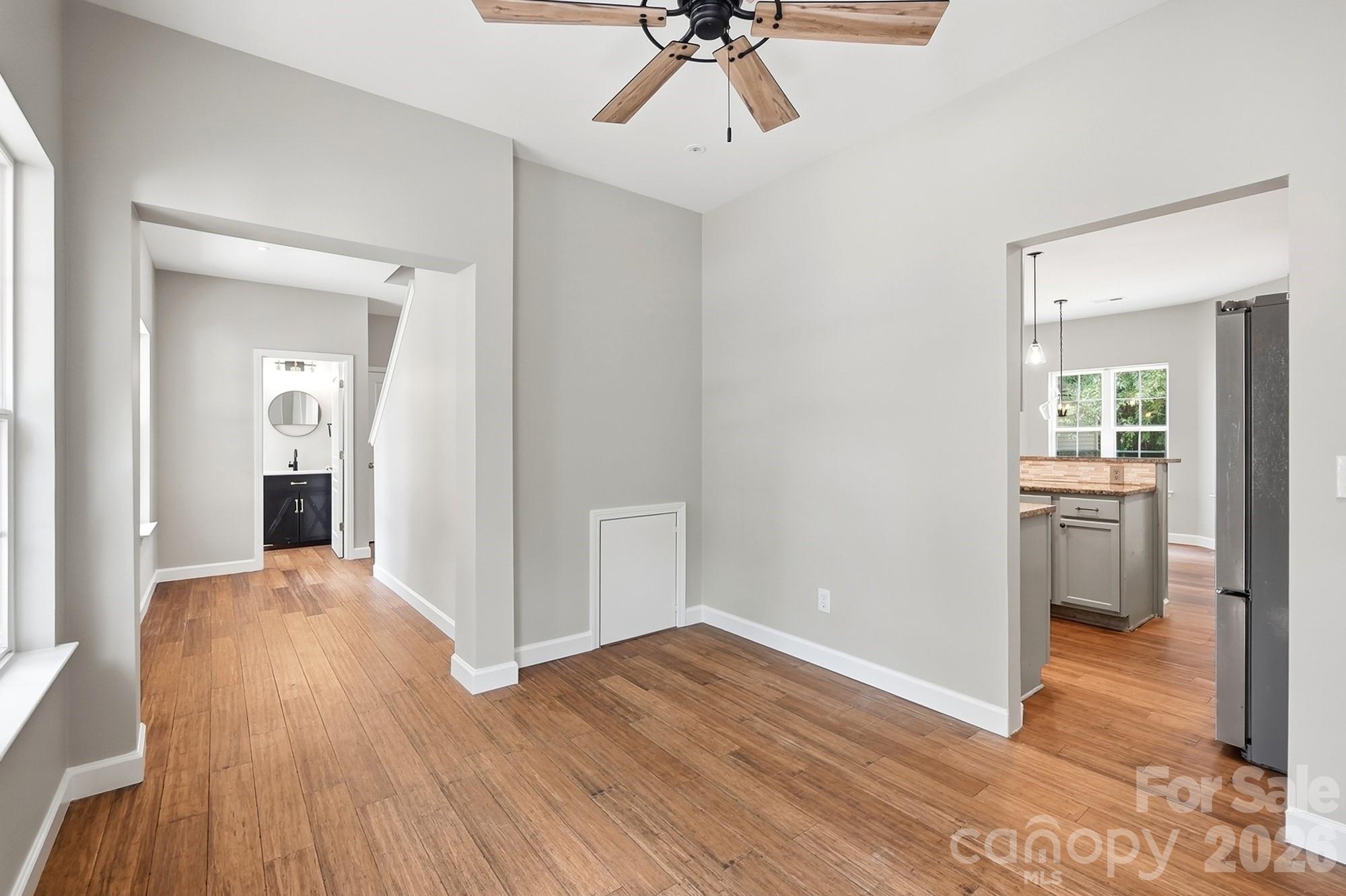 11402 Heritage Green Drive