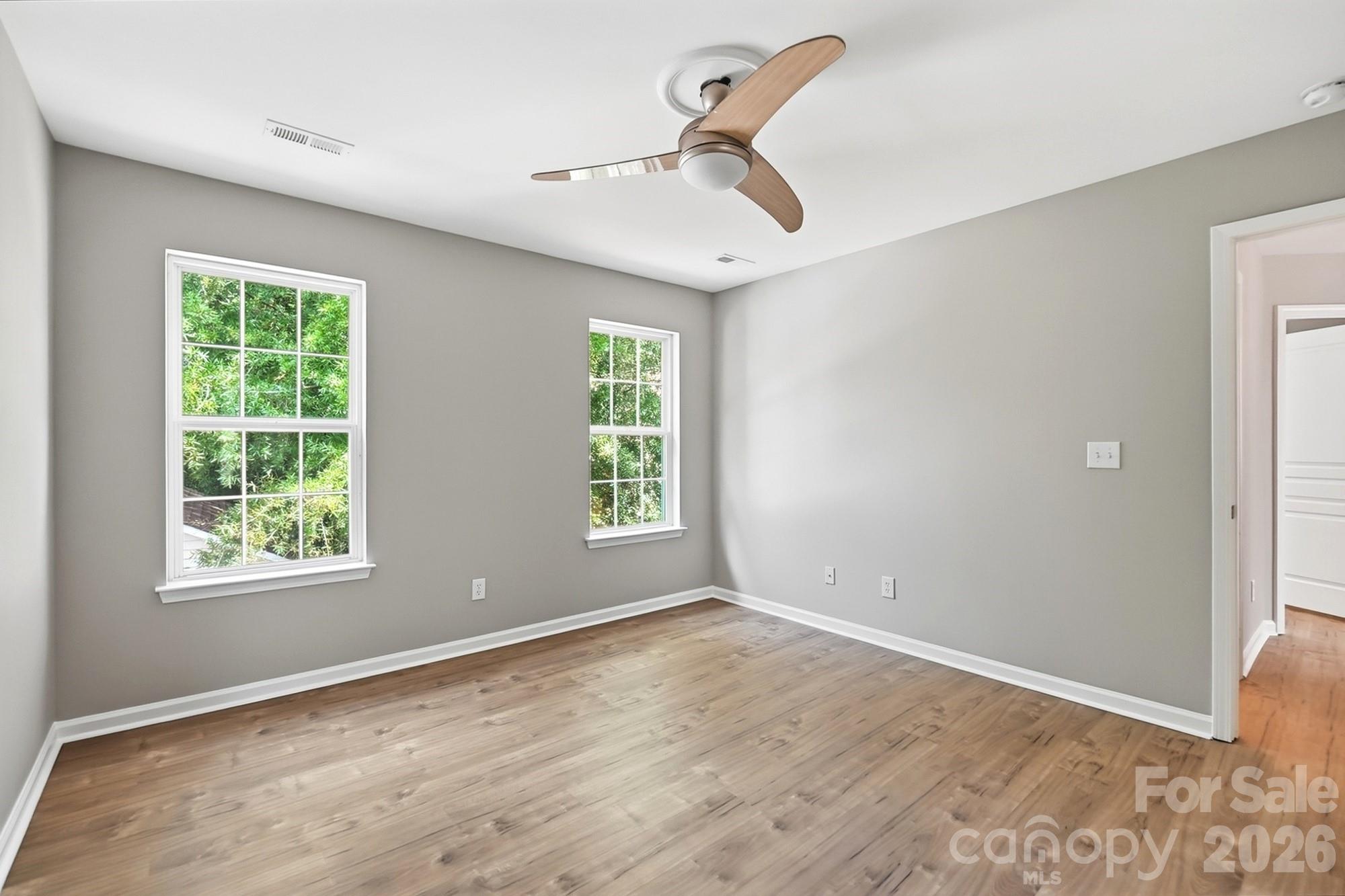 11402 Heritage Green Drive