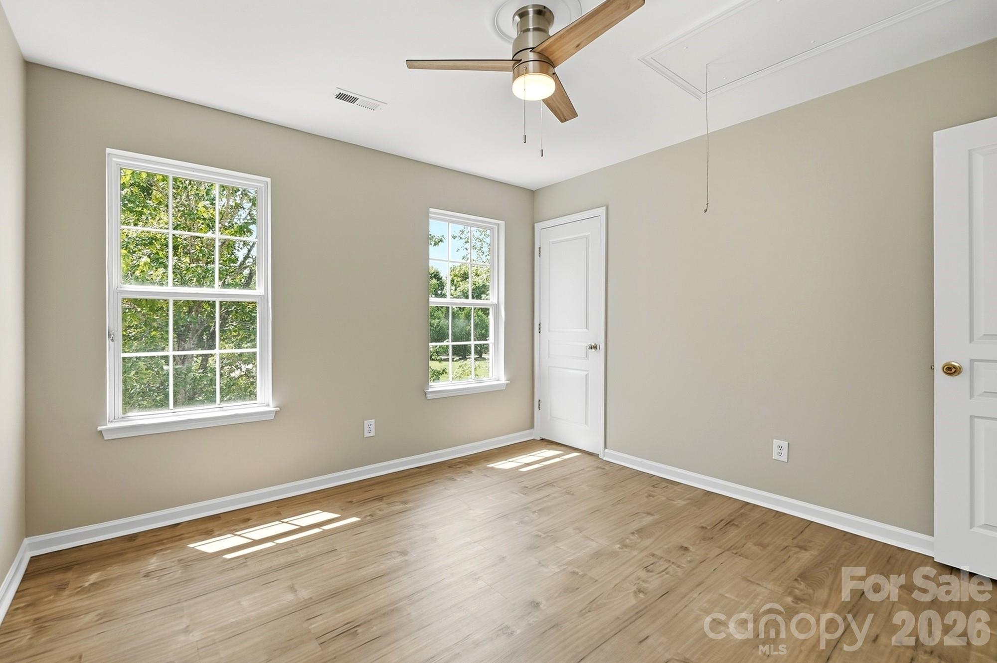 11402 Heritage Green Drive
